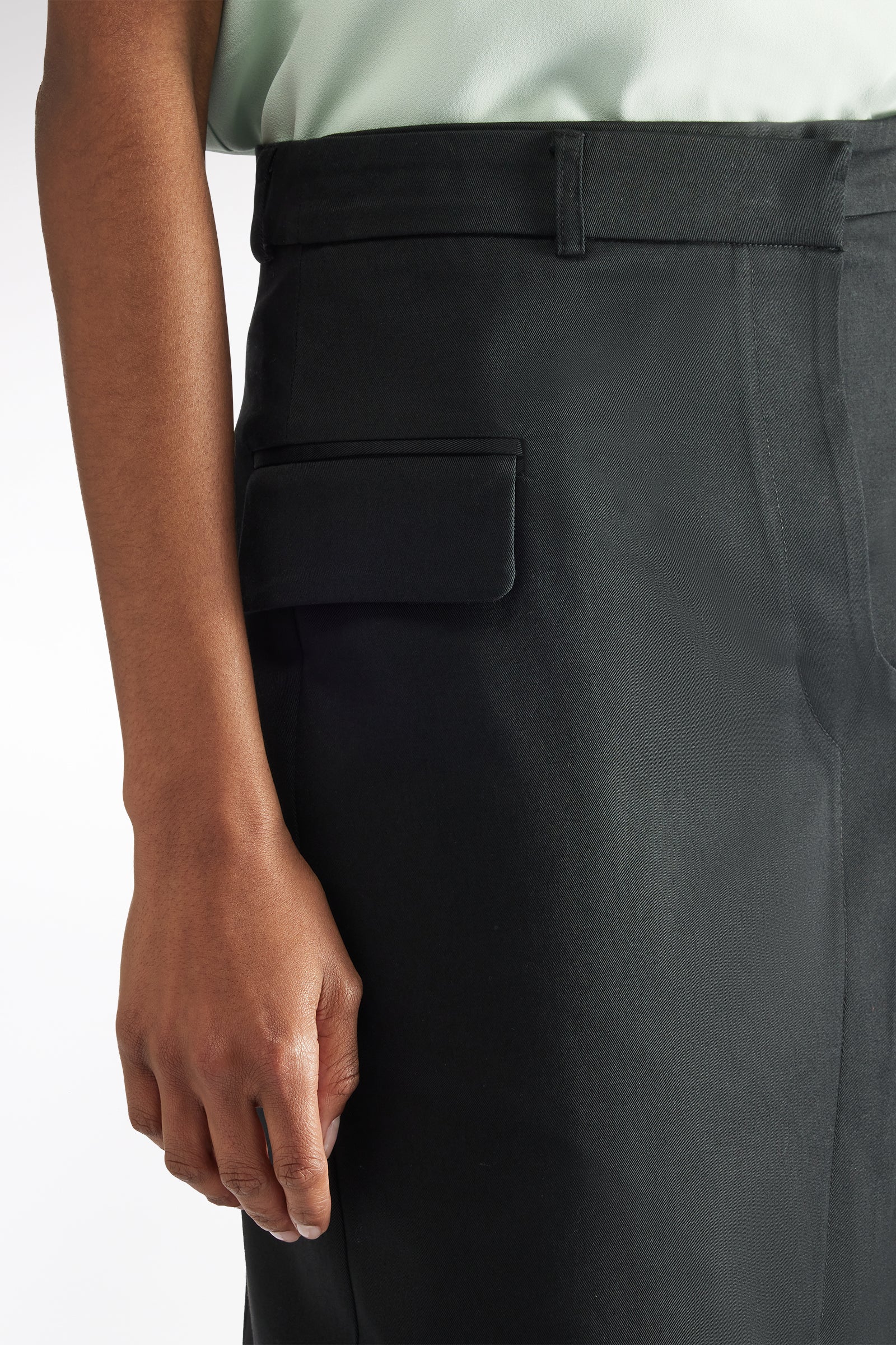 JUPE EN GABARDINE DE LAINE