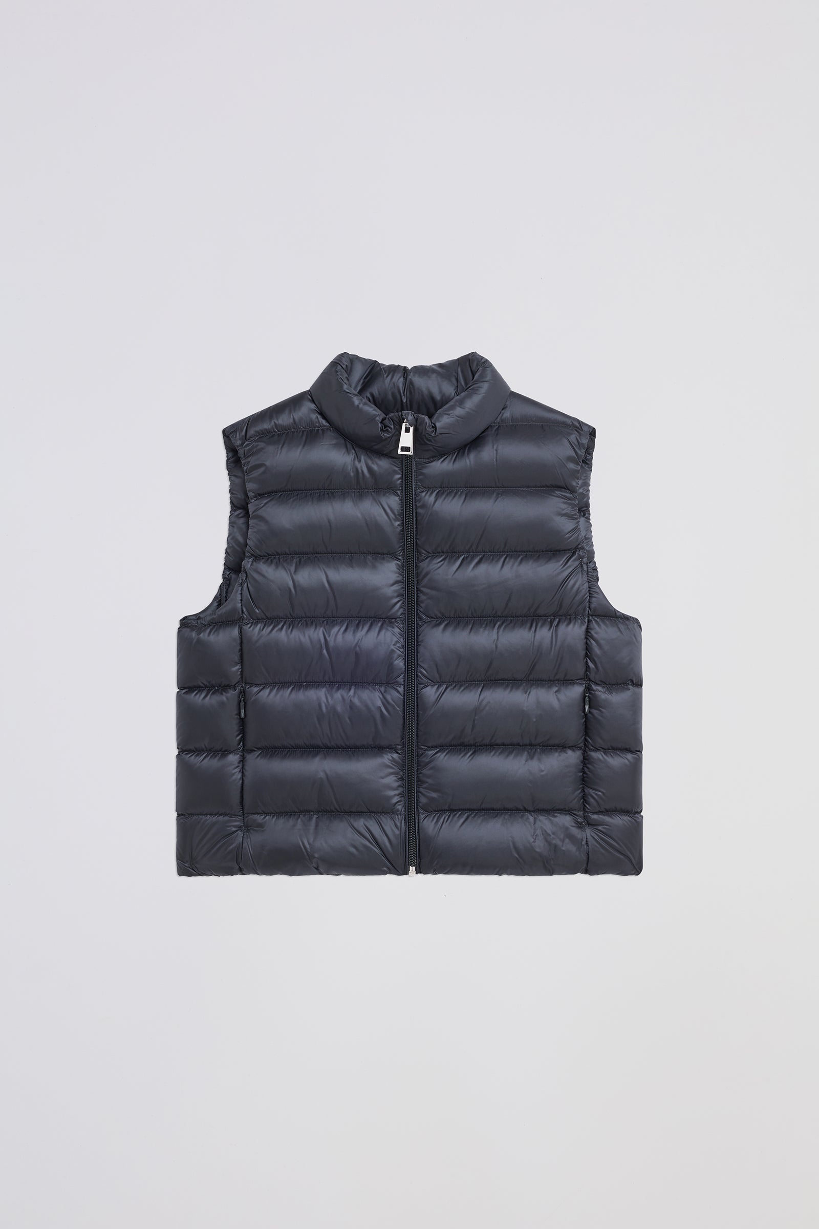 SLEEVELESS DOWN JACKET