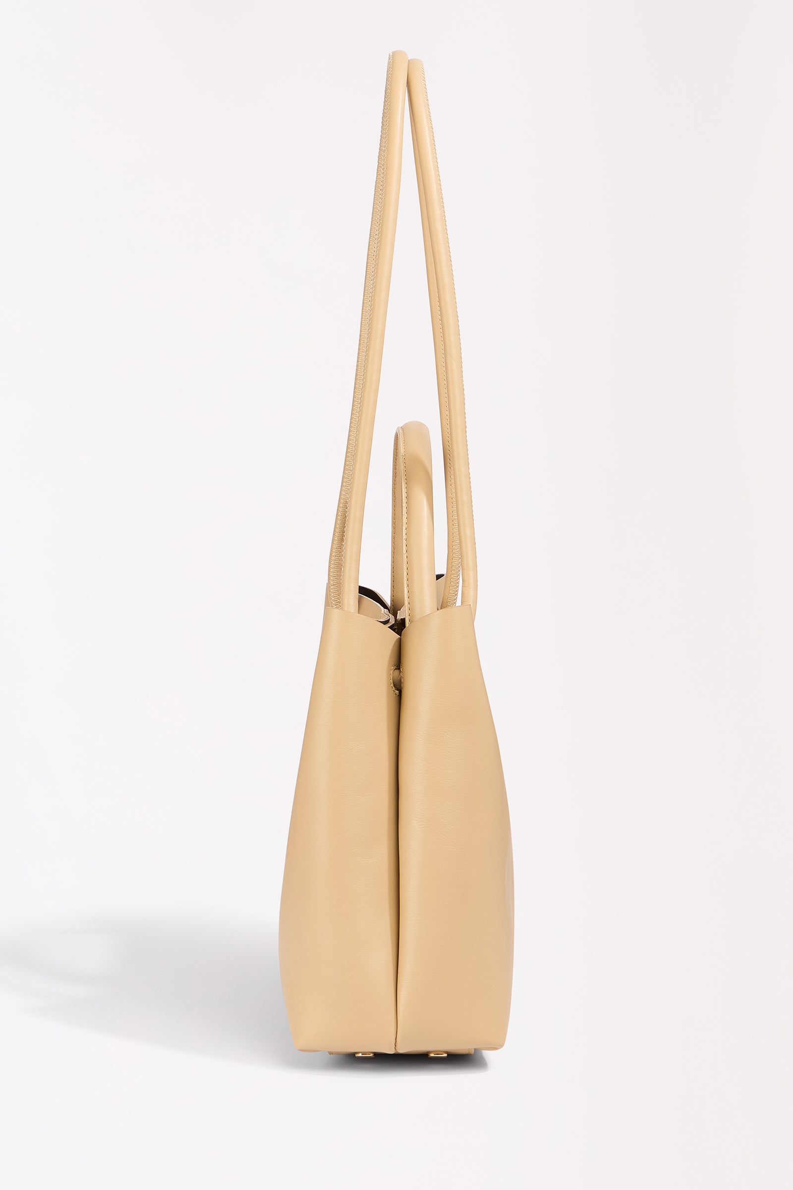 CLAUDIA MEDIUM TOTE