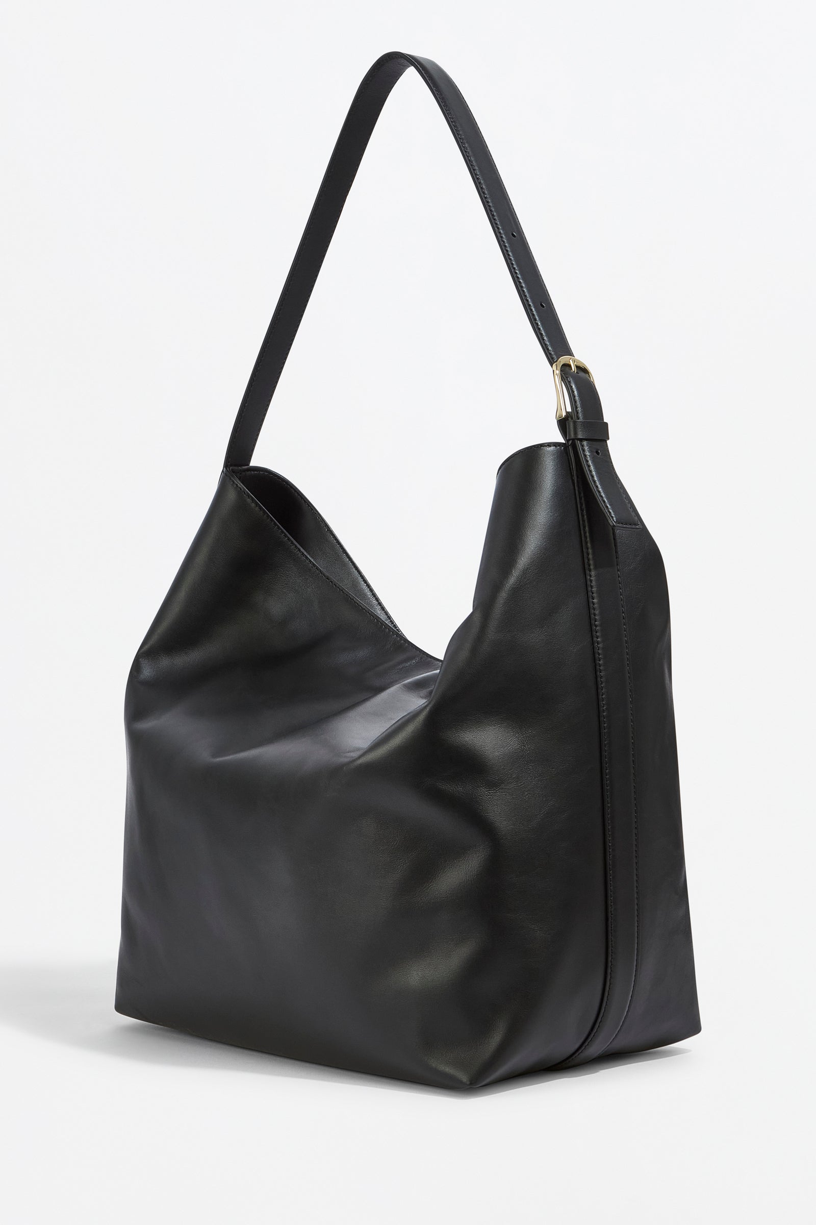 SMOOTH CALFSKIN SHOULDER BAG