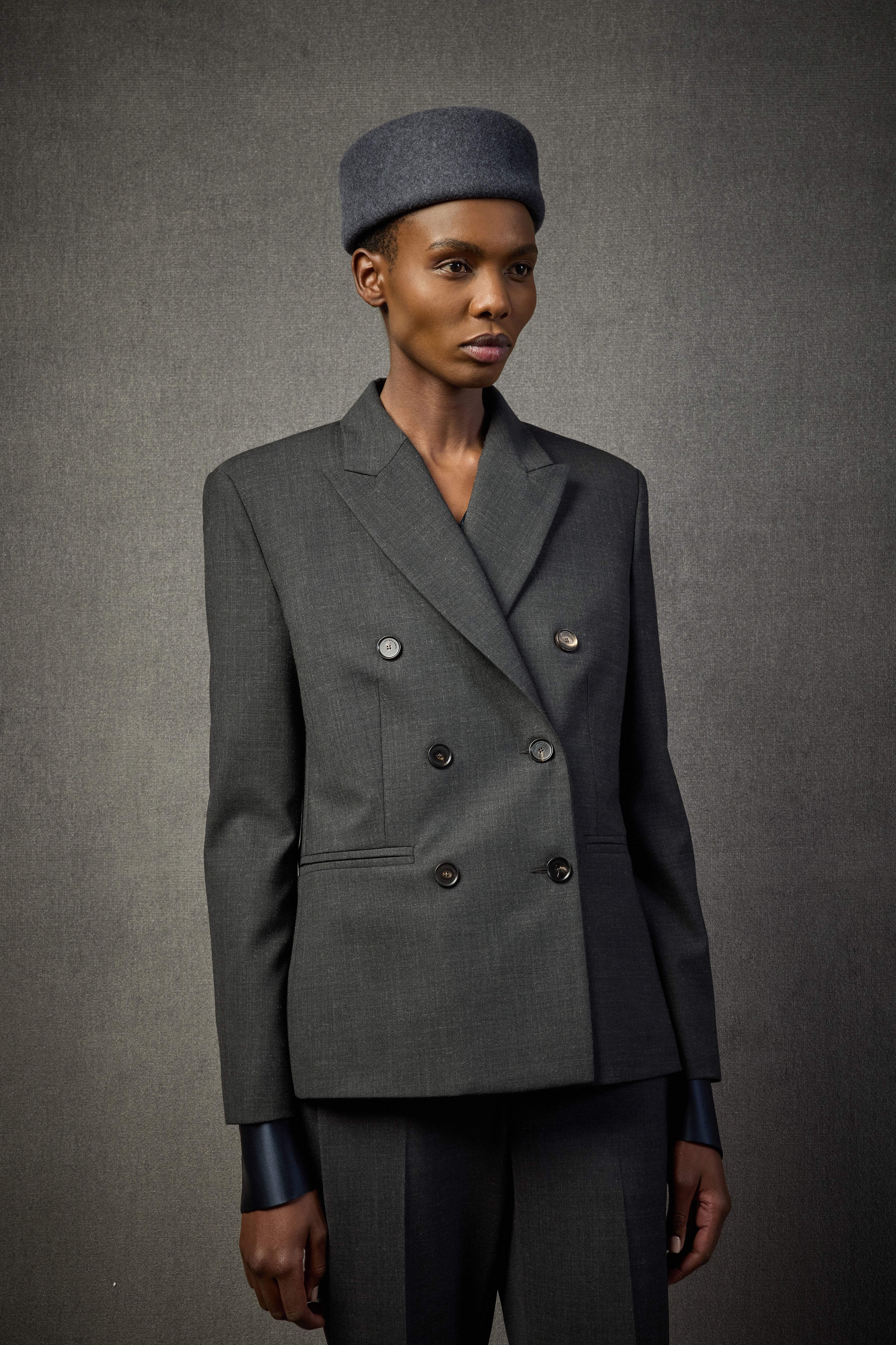 ROGER JACKET