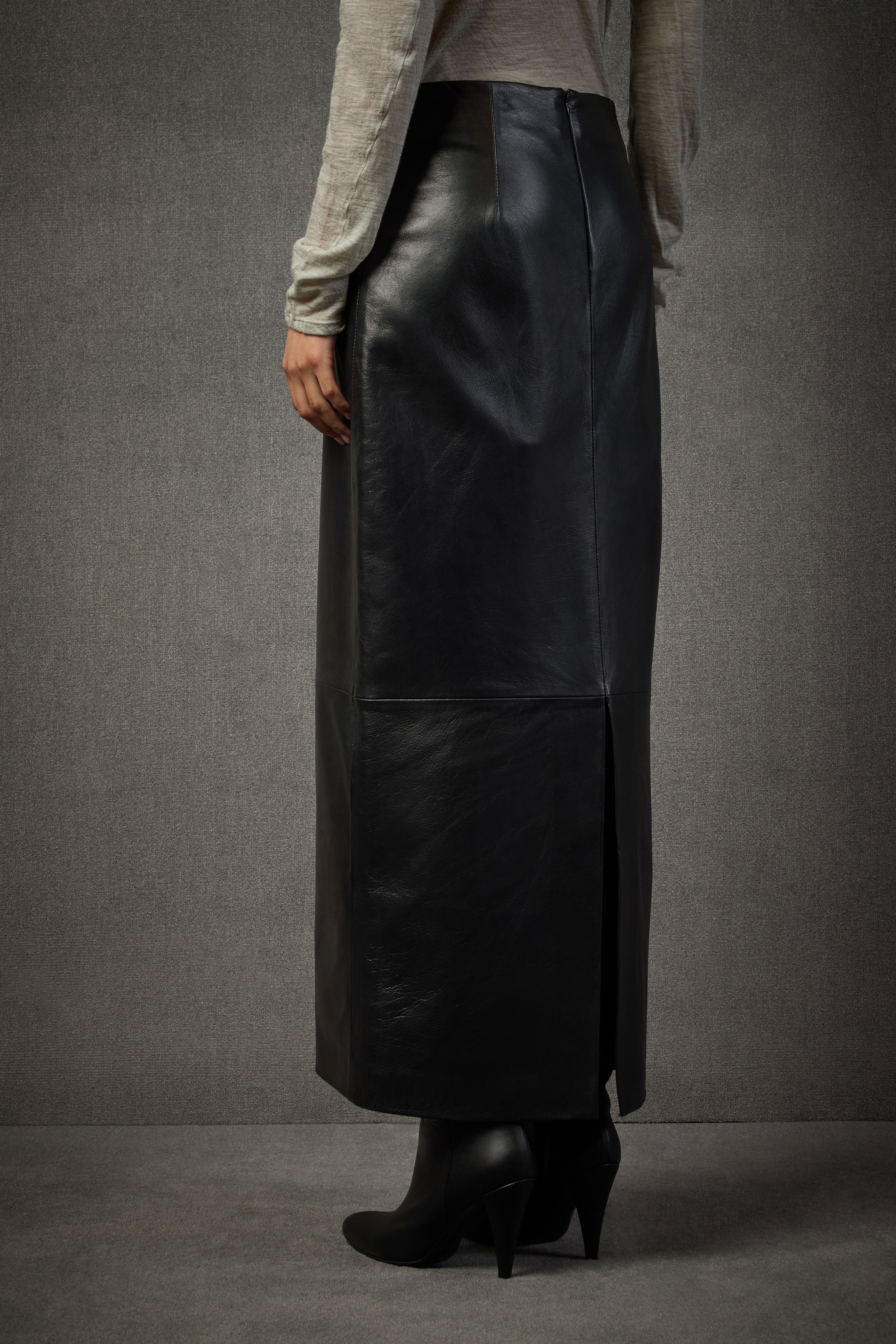 CHELSIE SKIRT