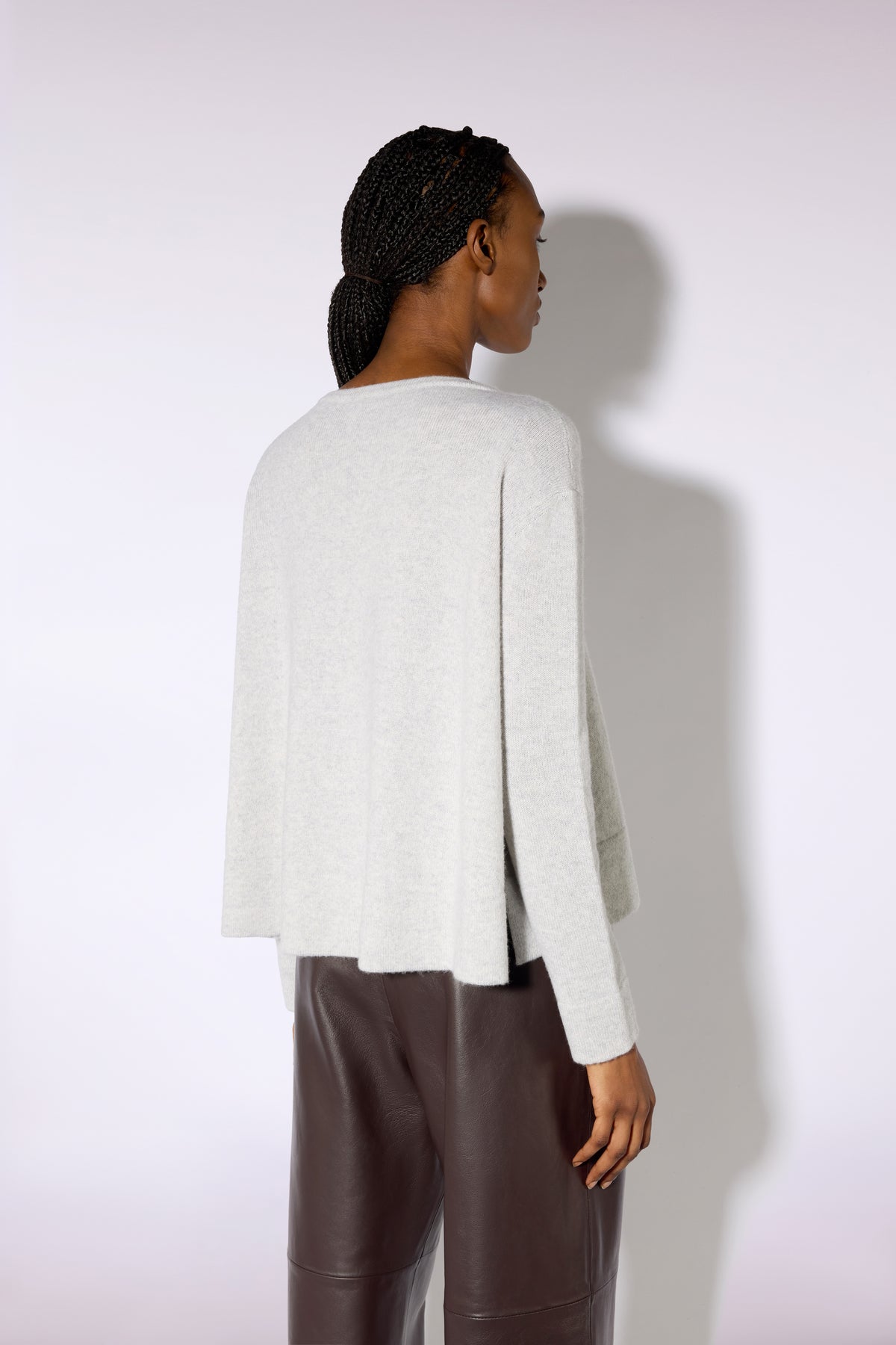 MAGLIA-NESTI
