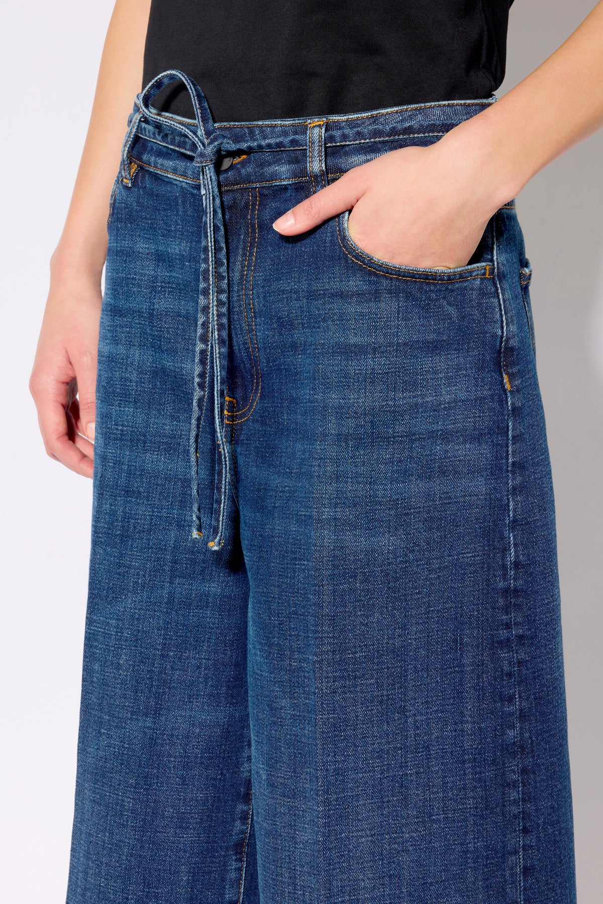 W6LL6WY70Z89-0-D-JEANS