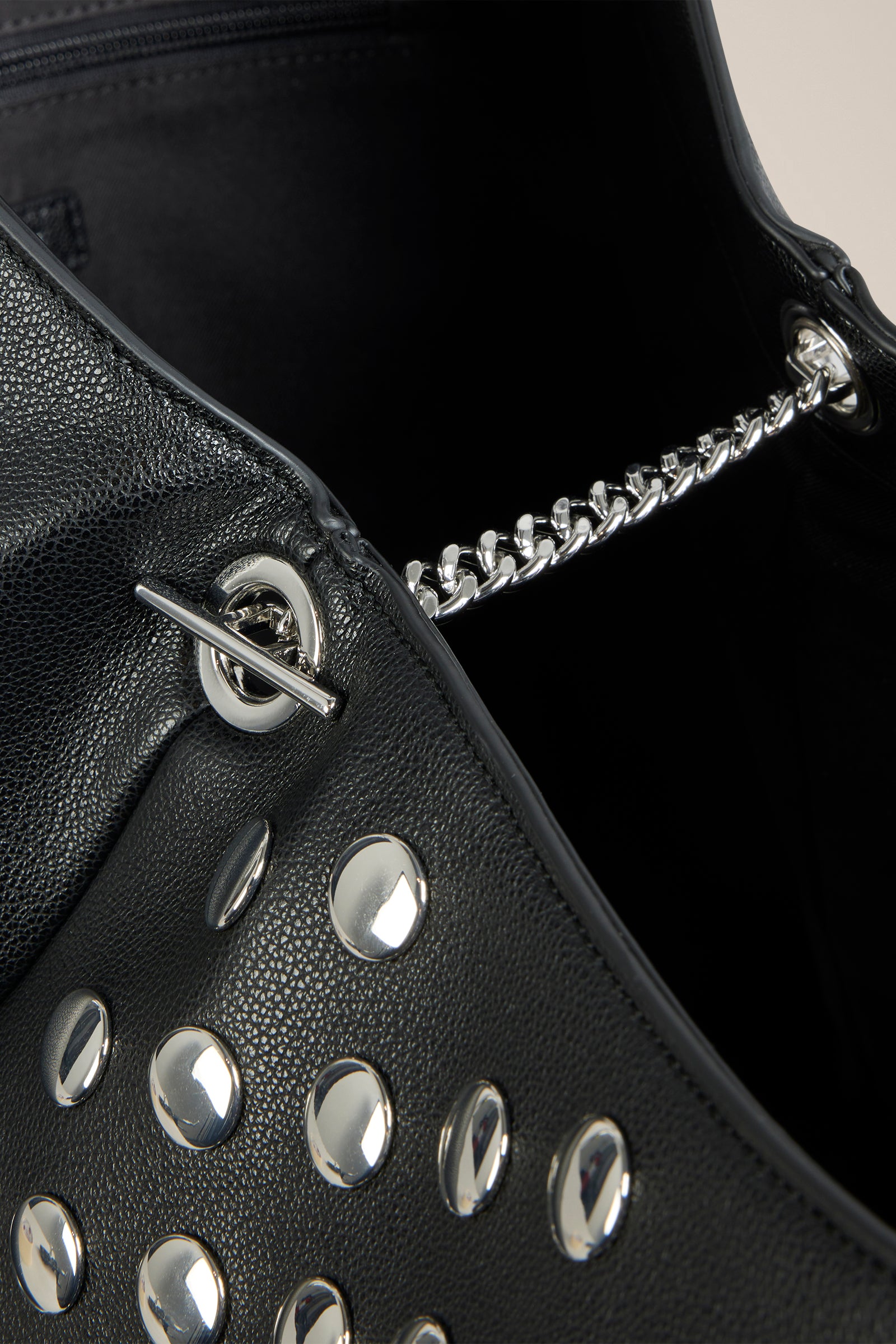 STUDDED MAXI TOTE