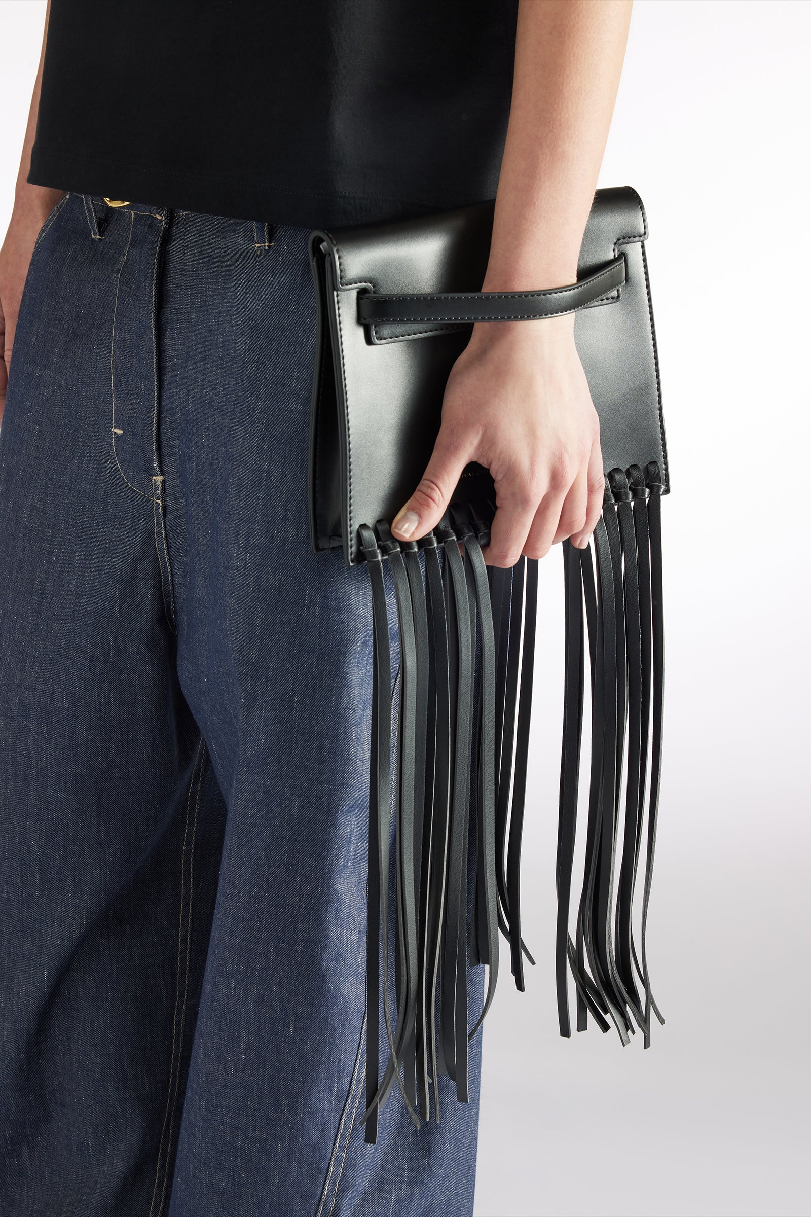 FRINGED SHOULDER BAG