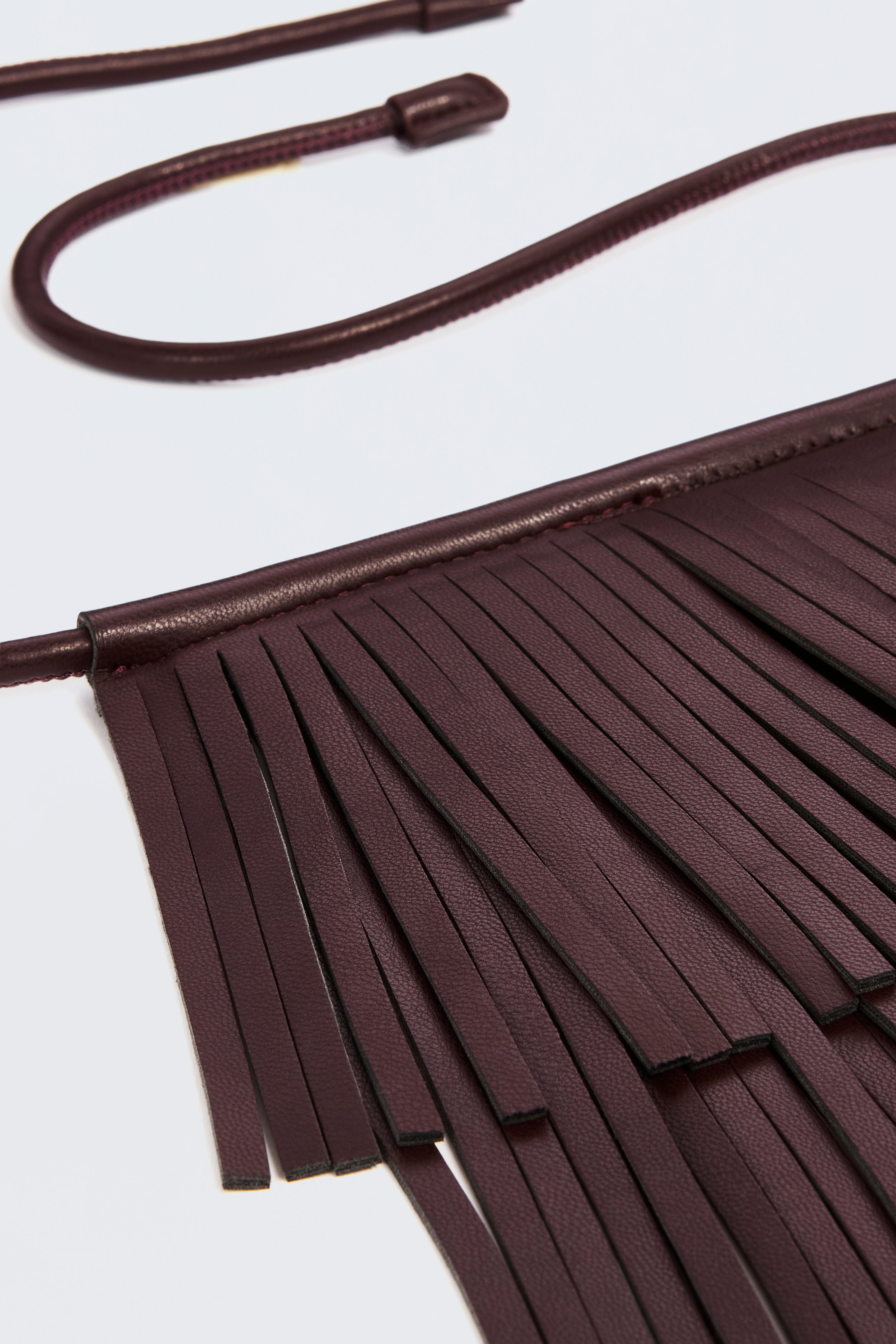 FULL FRINGE NECKLACE