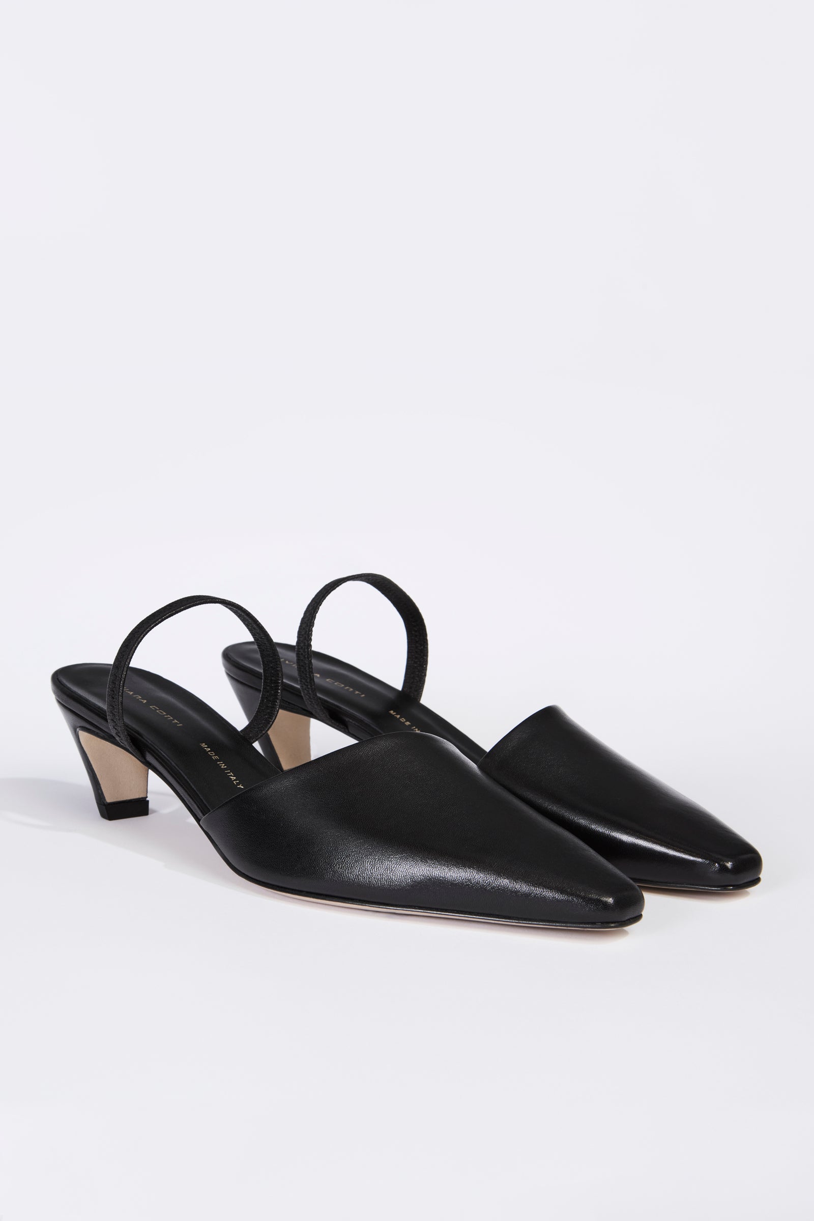 PUMPS FORMA SFILATA