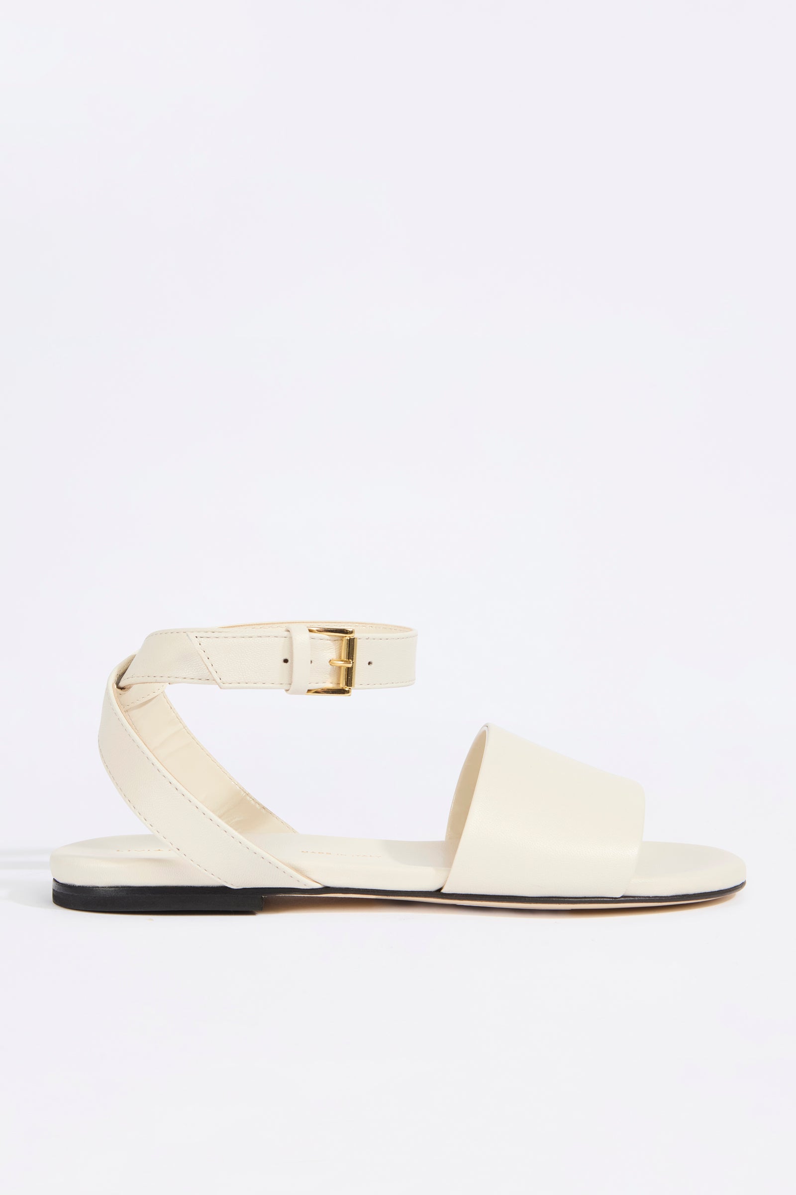 SANDAL