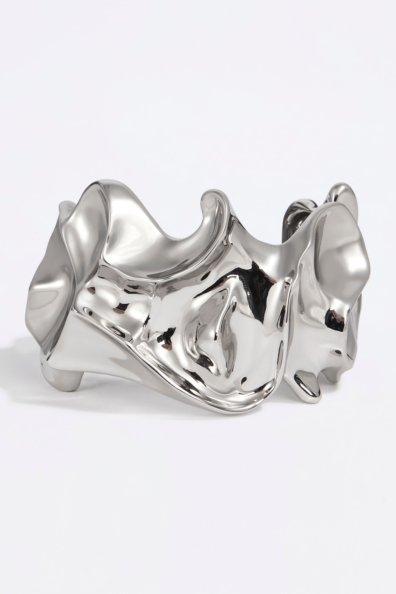 SCULPTURAL BRACELET