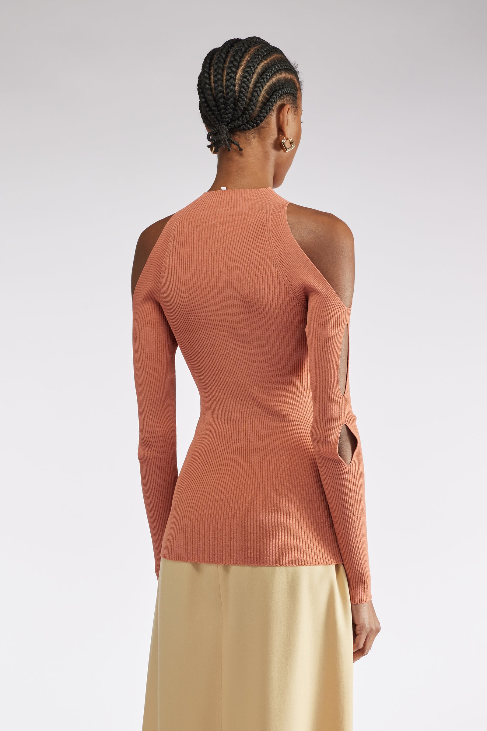 MAGLIA CUT-OUT