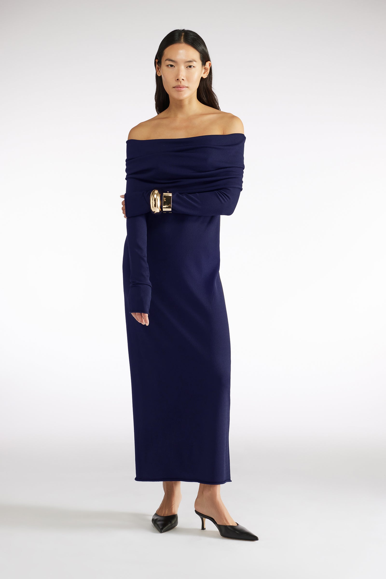 OFF-SHOULDER DRESS | Liviana Conti