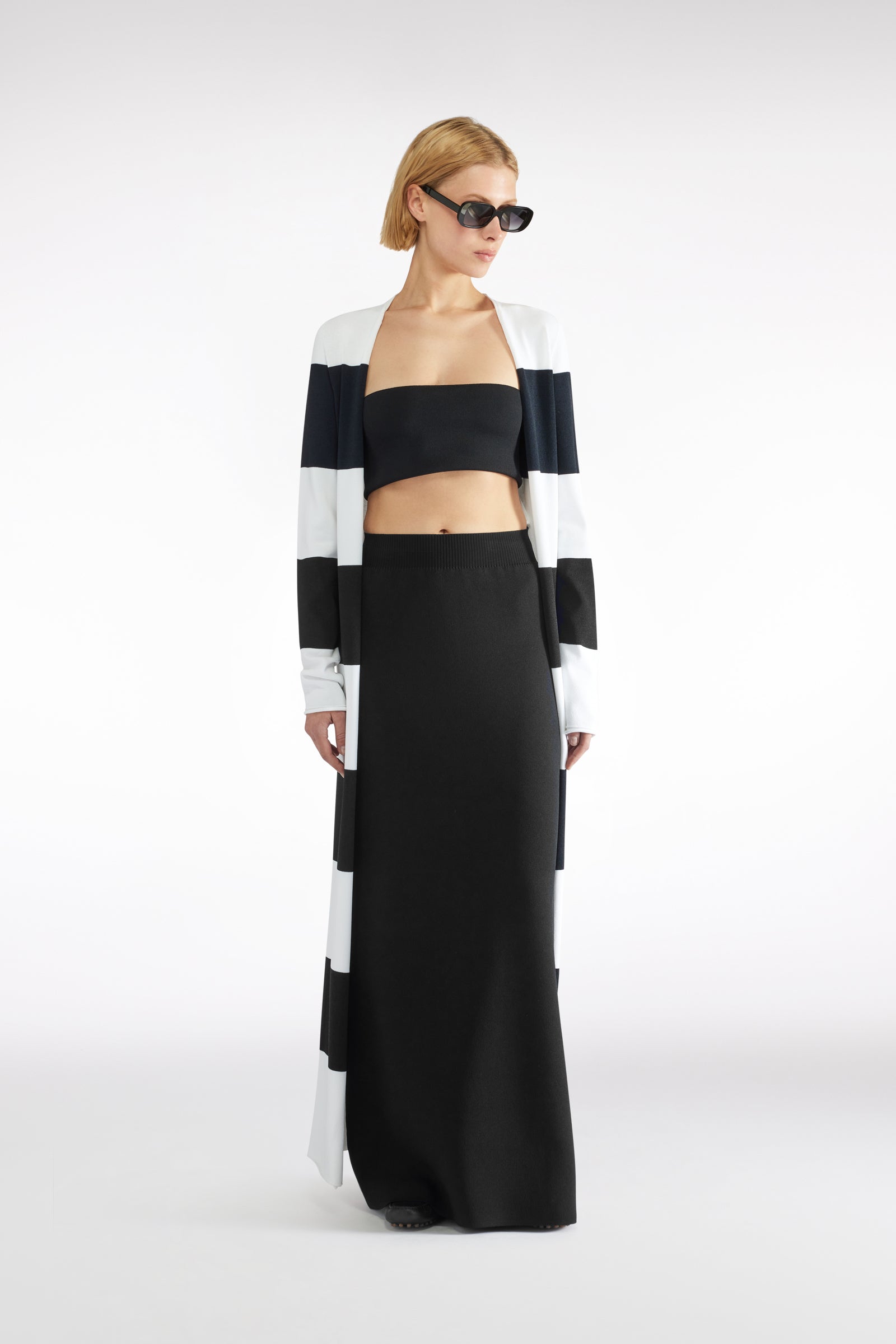 スカート LIVIANA CONTI Woman Skirt Black L4WM23 Y69-0 Summer Collection: Elegant Skirts | Liviana Conti