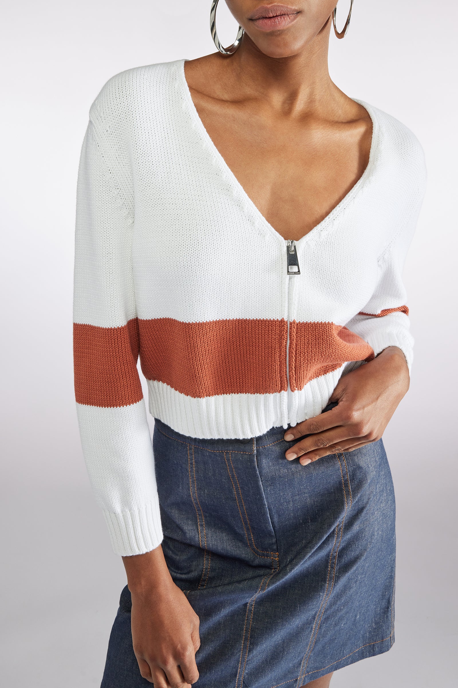 ZIPPED CARDIGAN