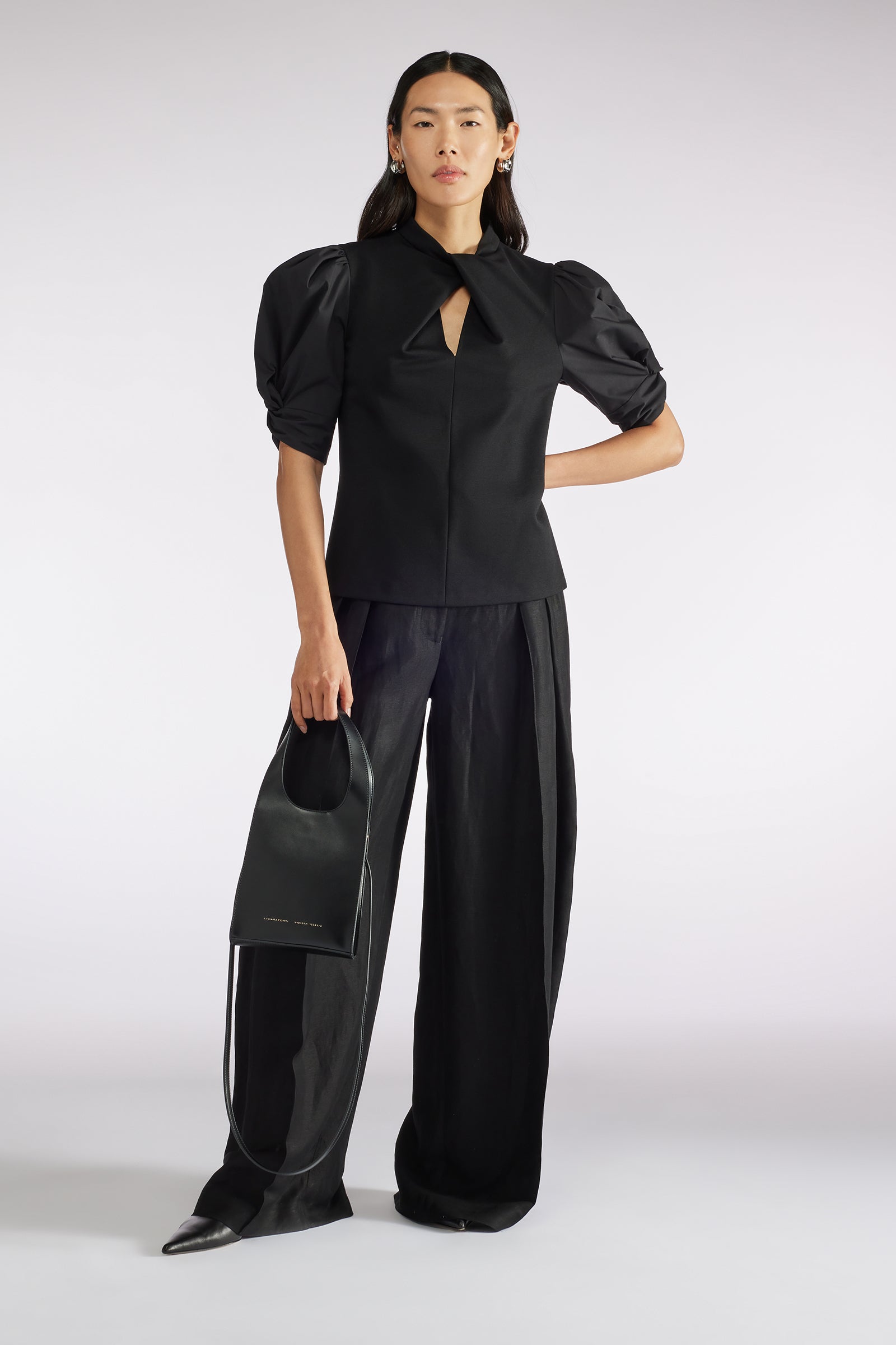 PUFF SLEEVE BLOUSE