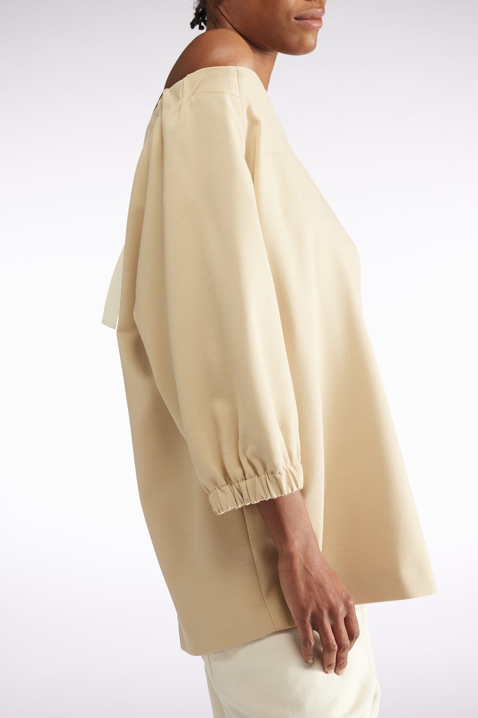 BLOUSE WITH BOWS