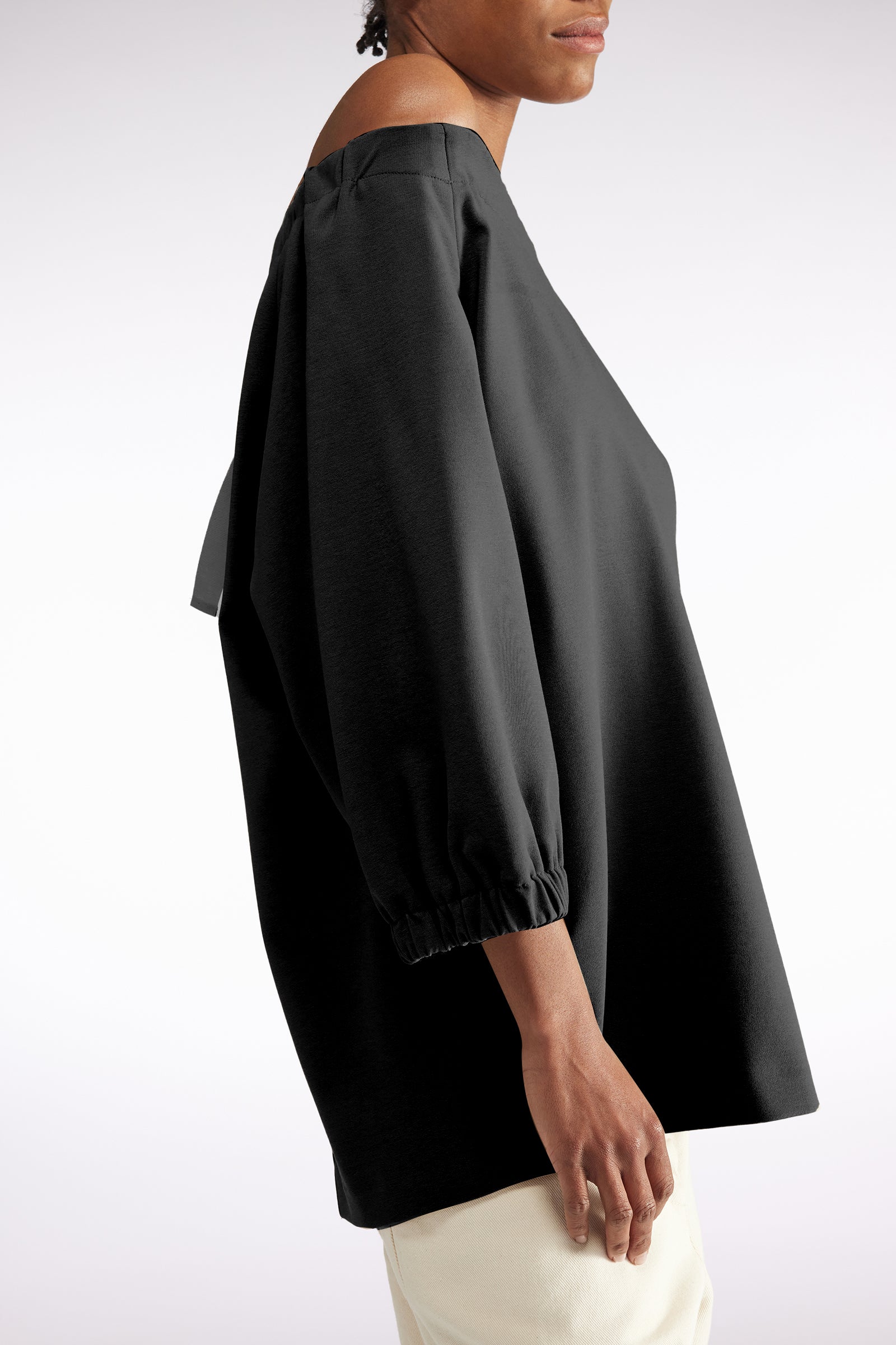 BLOUSE WITH BOWS