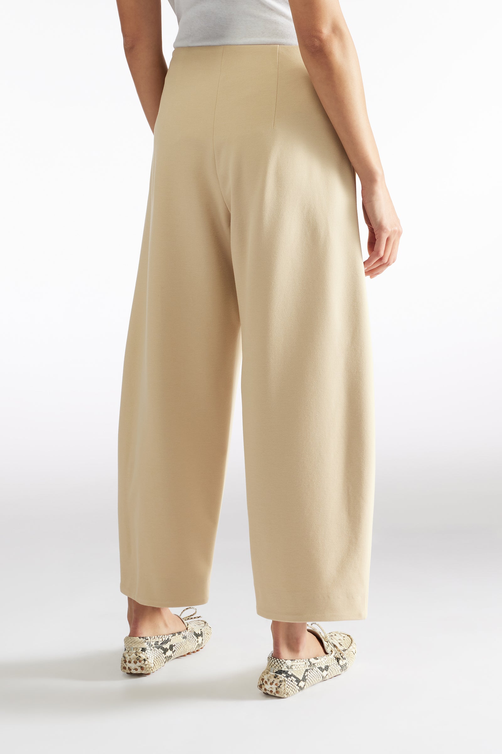 TAPERED TROUSERS