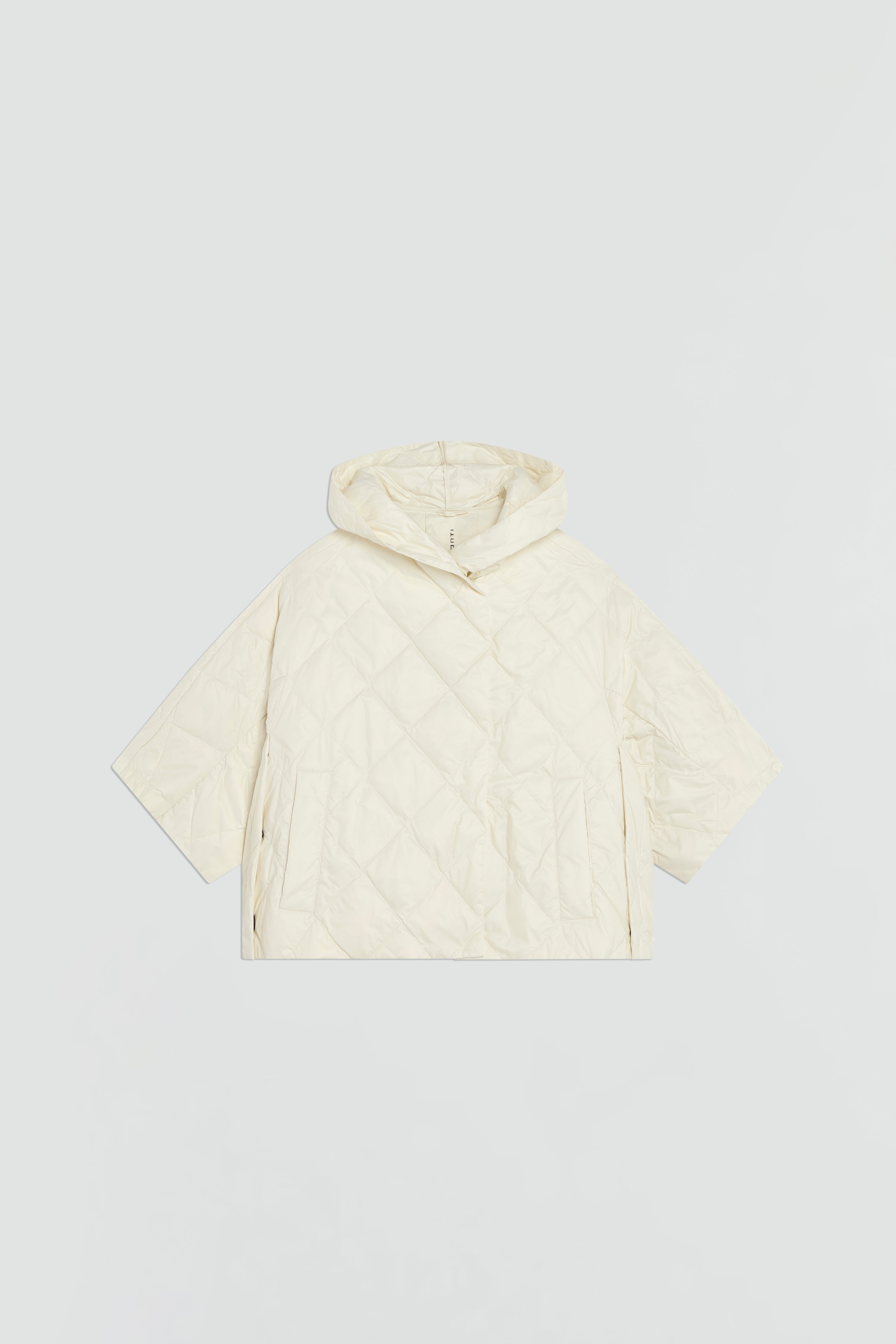 QUILTED CAPE
