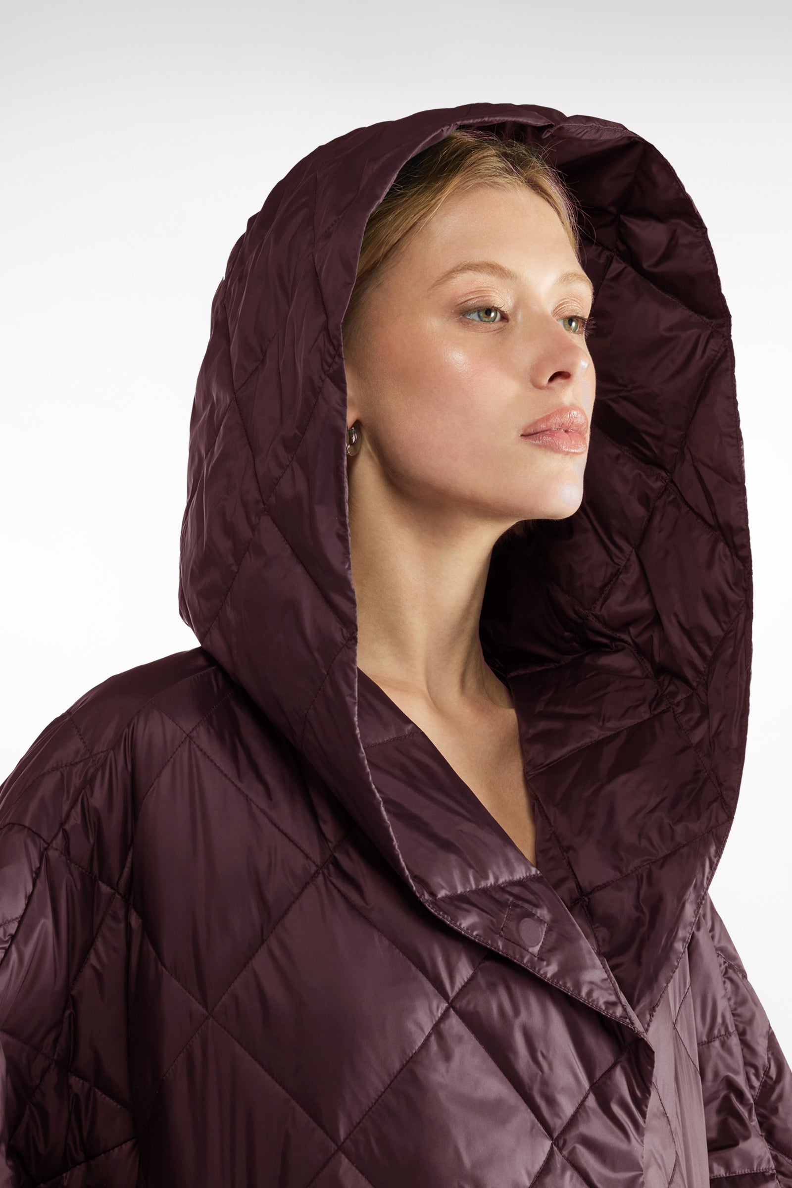 QUILTED CAPE