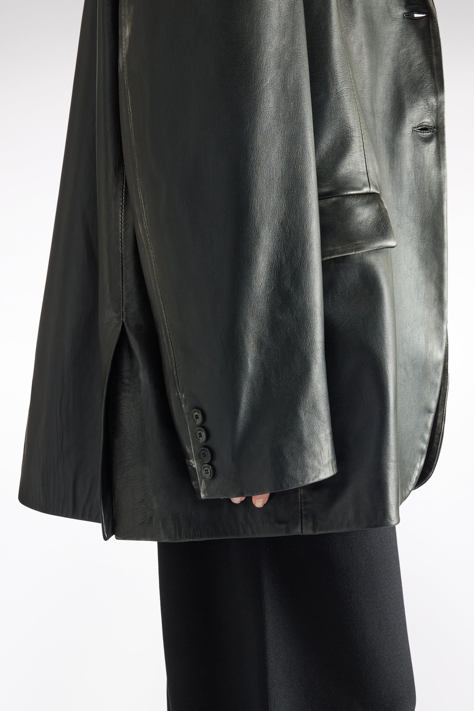 GENUINE LEATHER BLAZER