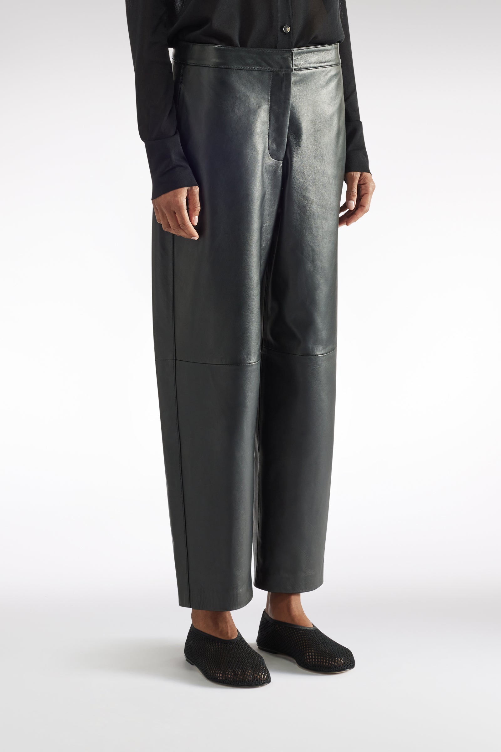 パンツ LIVIANA CONTI Woman Pants Black L5SU38 ROS-2 Women's Lightweight & Summer Pants | Liviana Conti