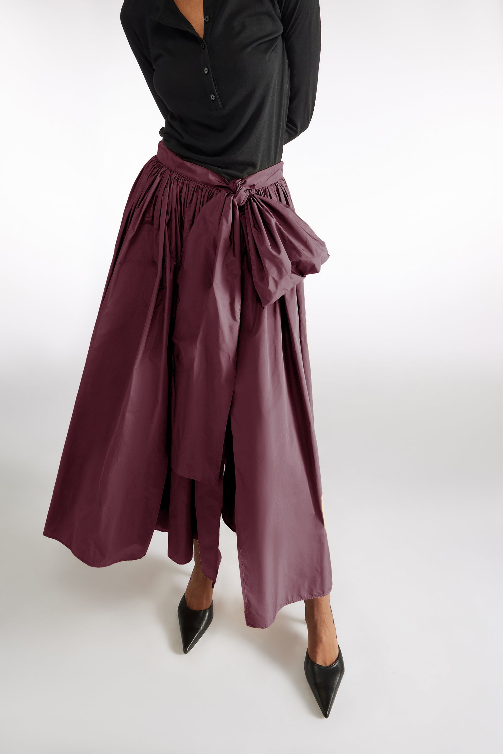 SKIRT WITH BOW