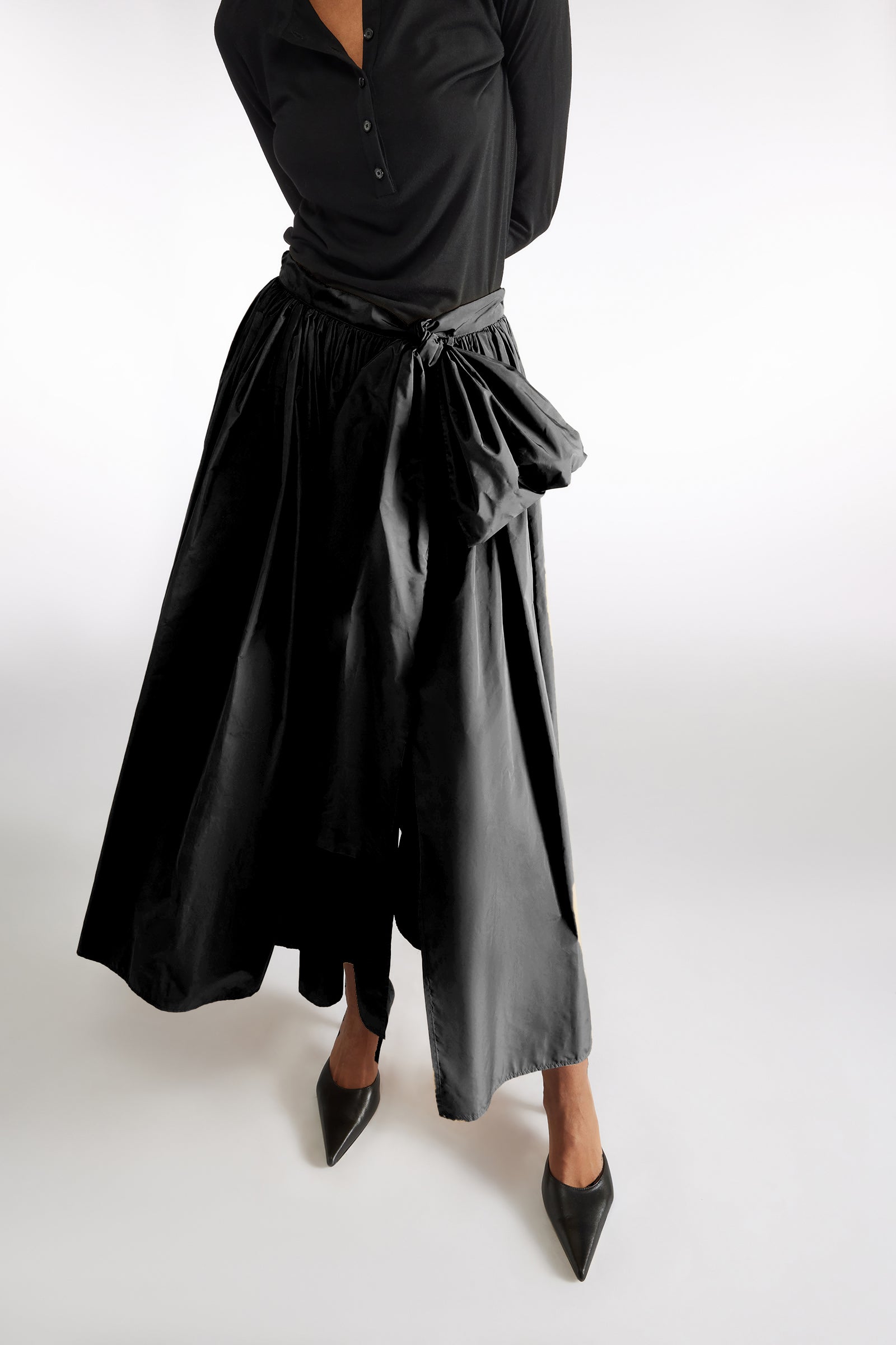 スカート LIVIANA CONTI Women Long Skirts F5SS76J180 Black Skirt with bow | liviana conti