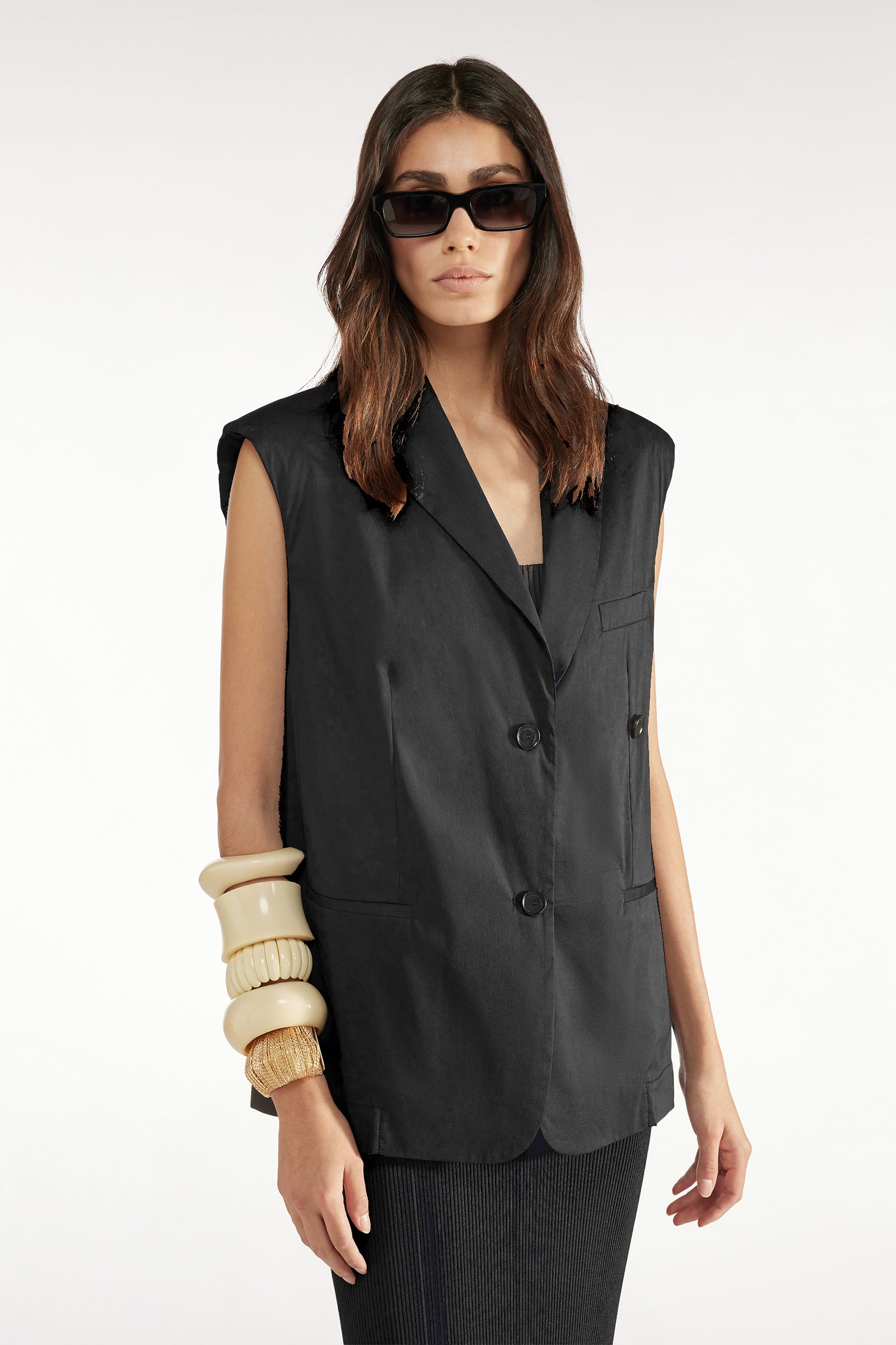 LIAM VEST