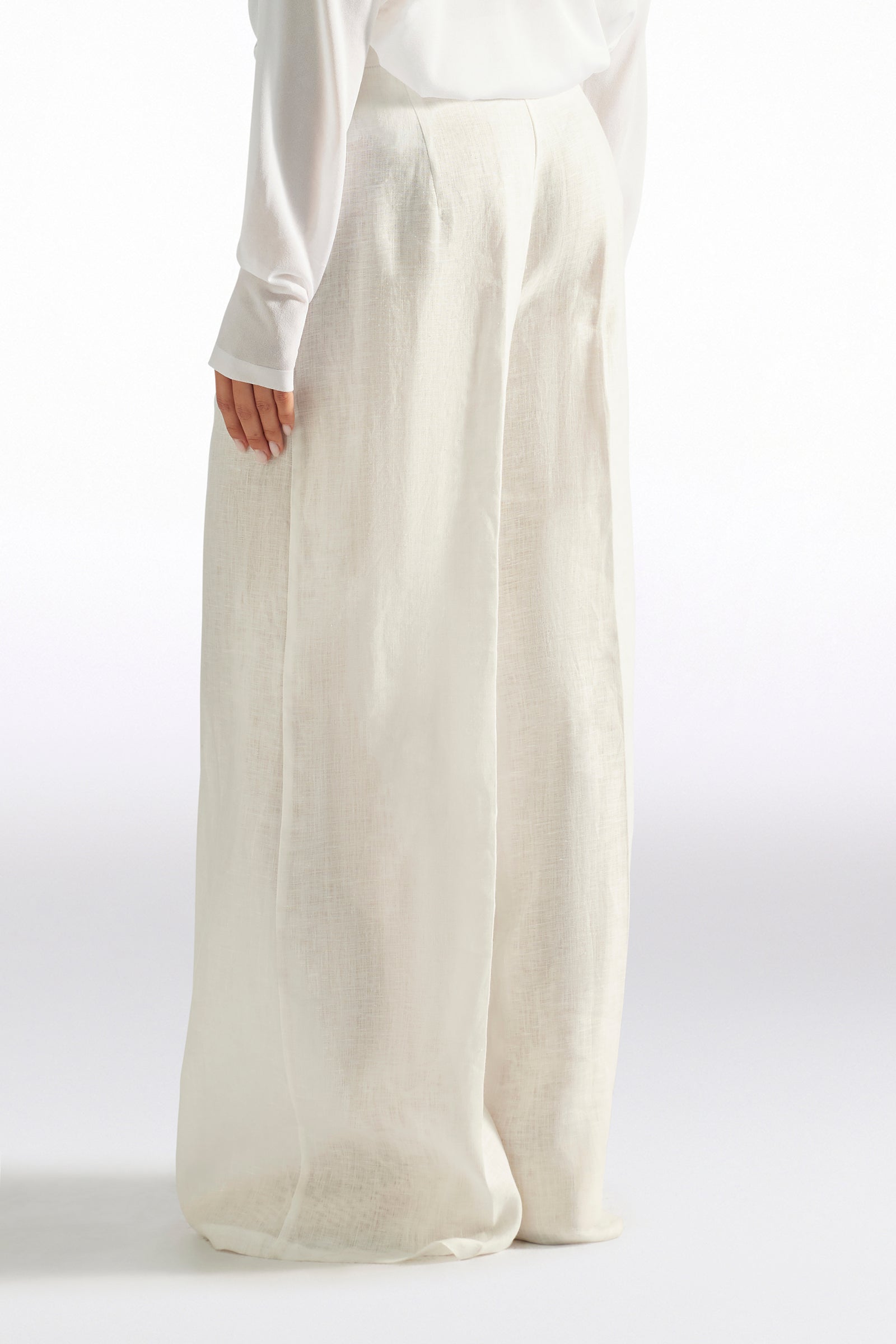 ポンチョ・ケープ LIVIANA CONTI Woman Cape Multicolor A4WF13 Y699A Liviana Conti Outlet: Cape woman - Multicolor | Liviana