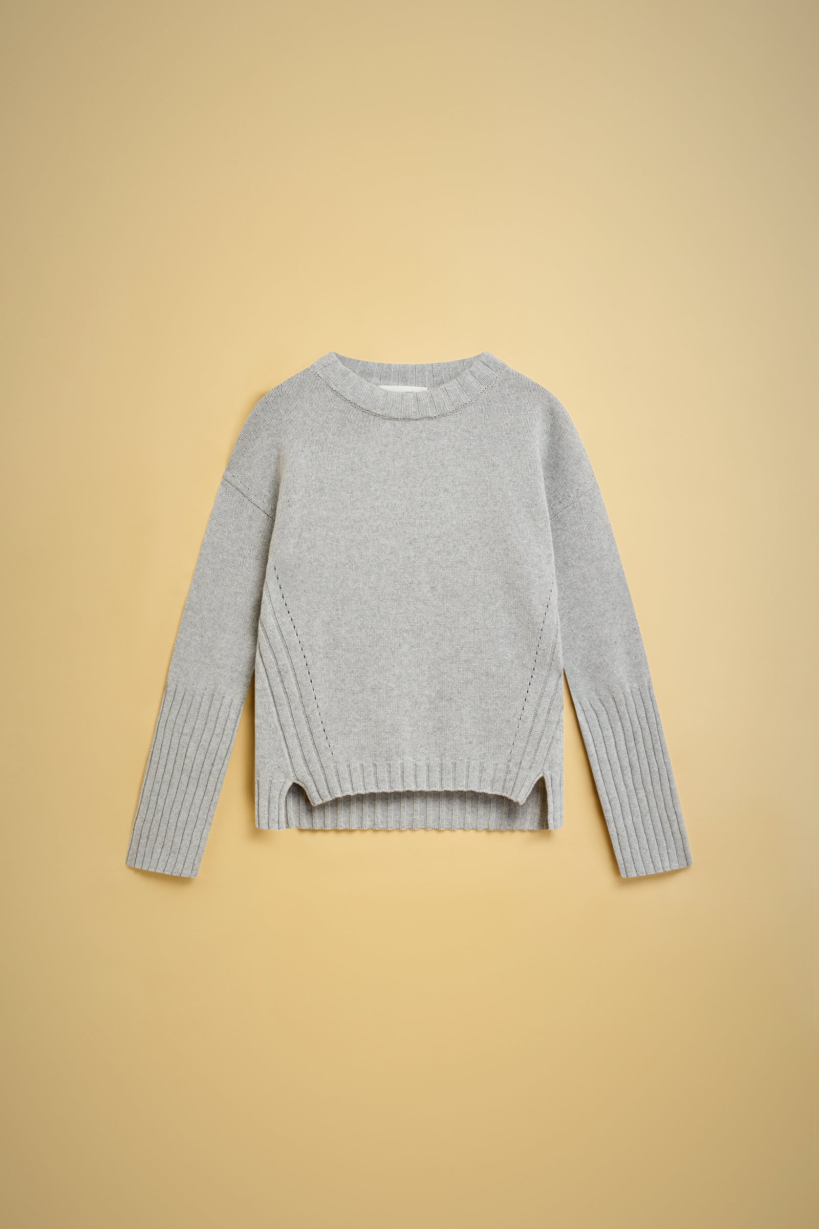 RECYCLED CASHMERE SWEATER