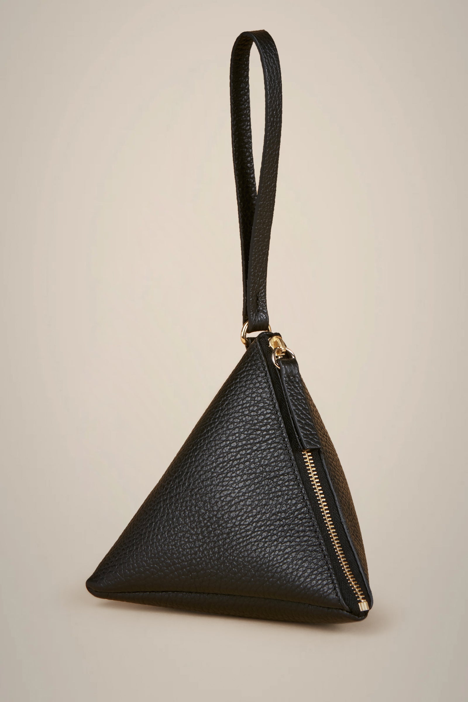 GEOMETRIC POUCH BAG