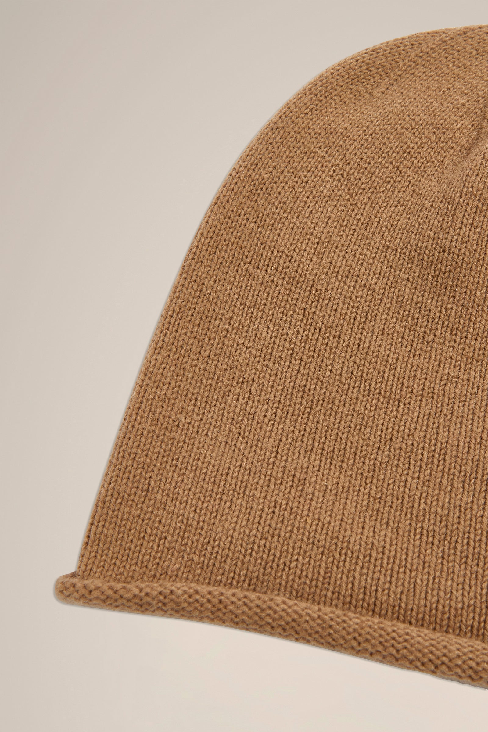 RECYCLED CASHMERE BEANIE