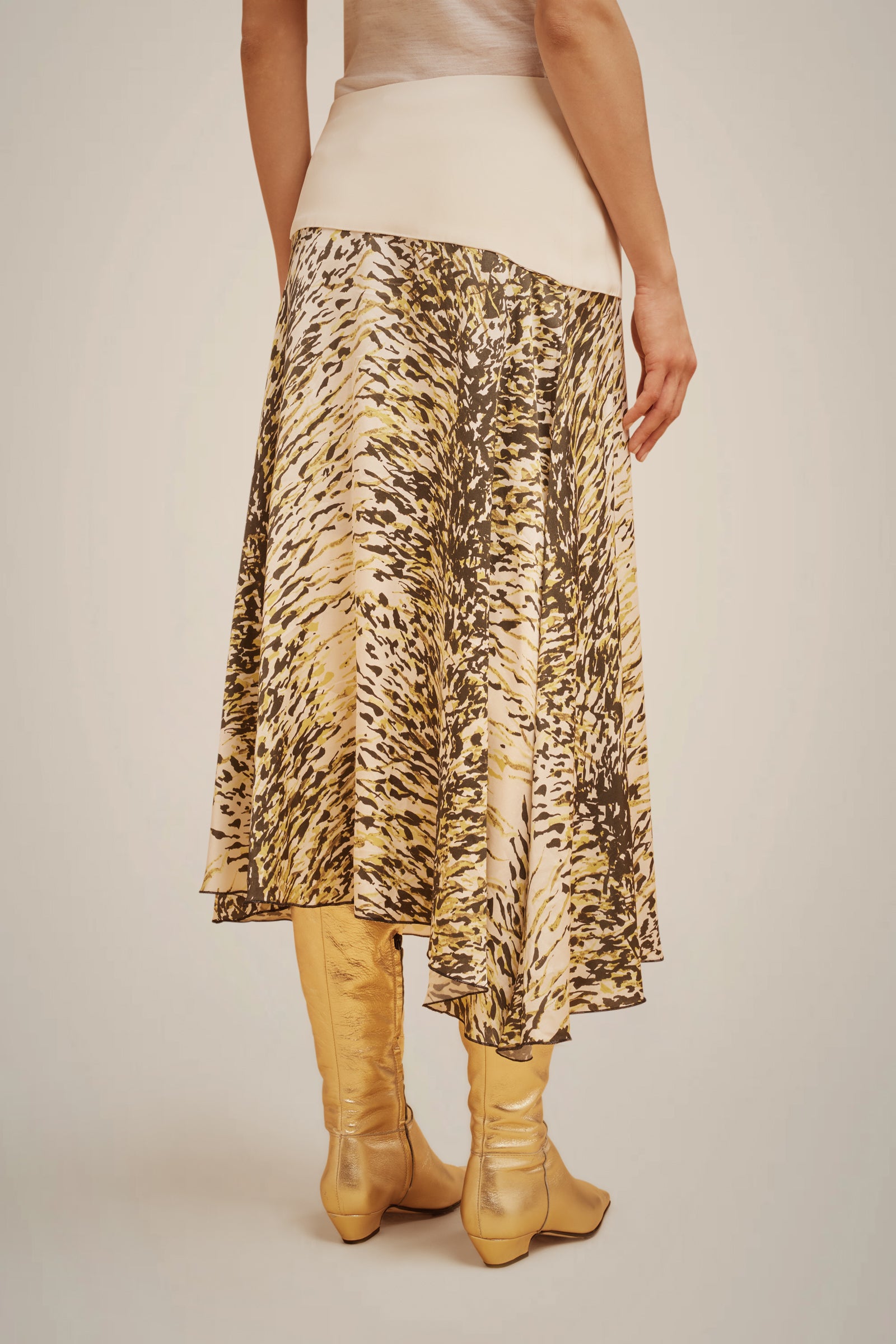 PRINTED SKIRT WITH BASQUE