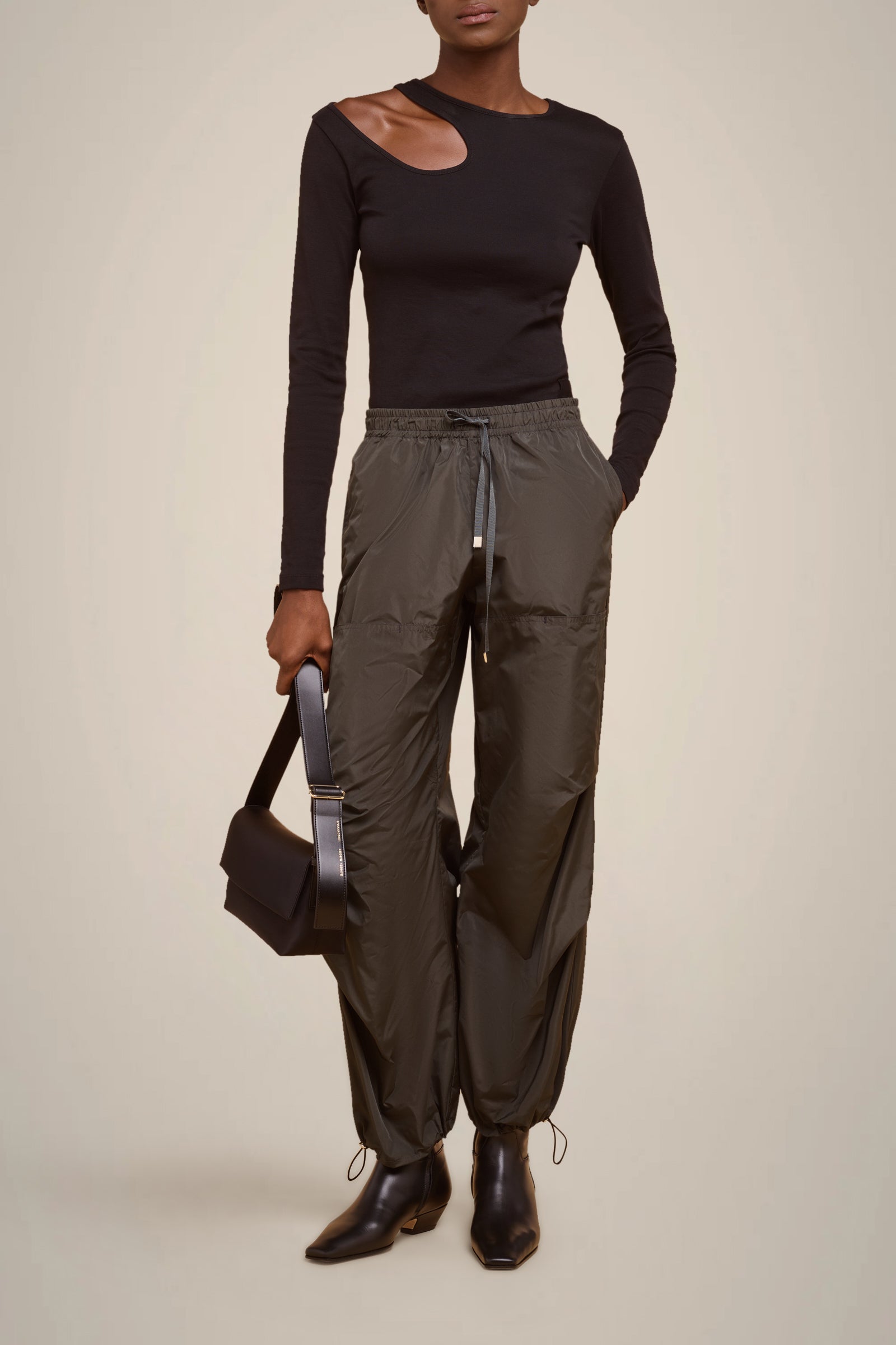 Liviana Conti PANTALONE COULISSE IN TAFFETA' W4FF4WY18S89-0.38