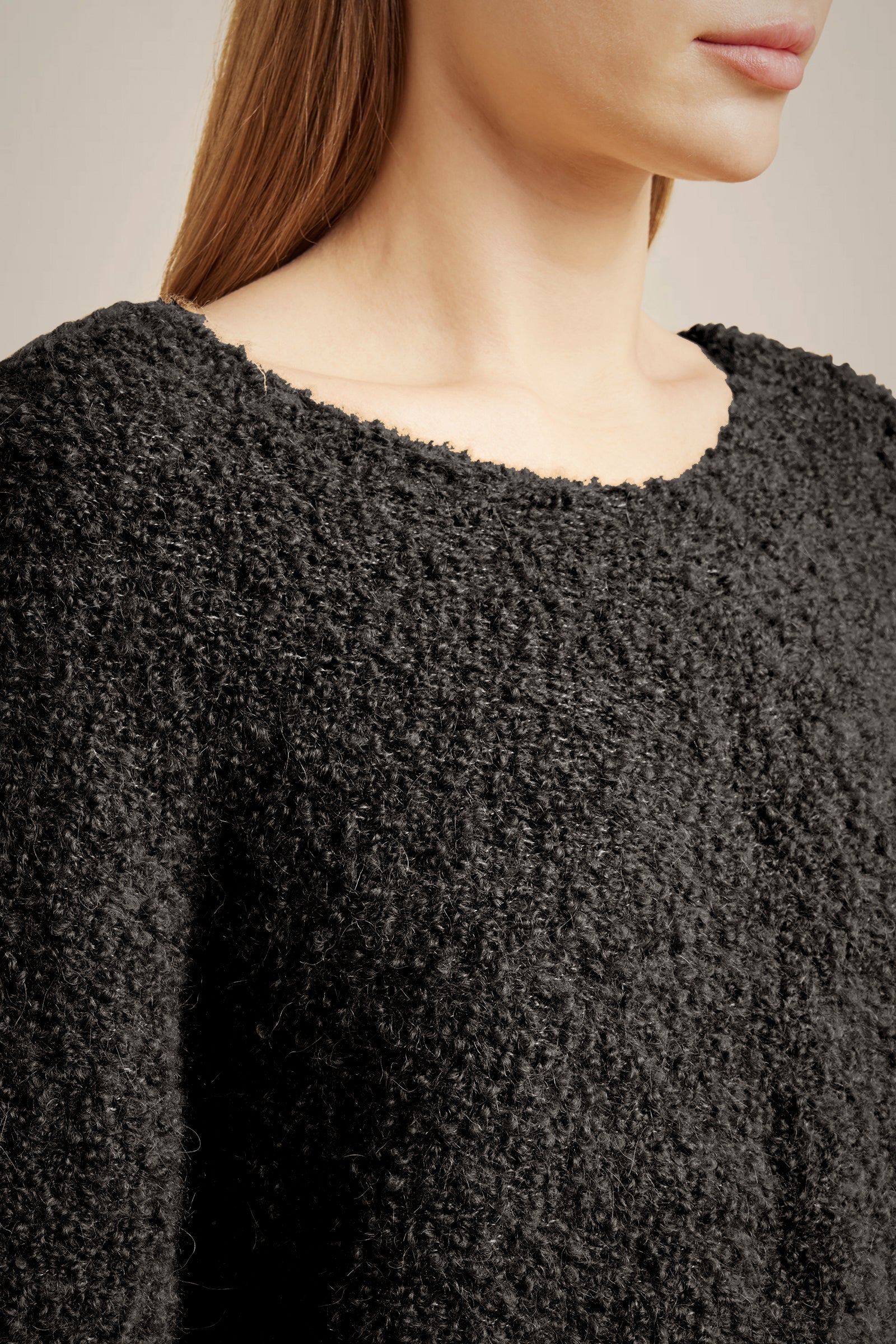 SWEATER WITH REMOVABLE COLLAR