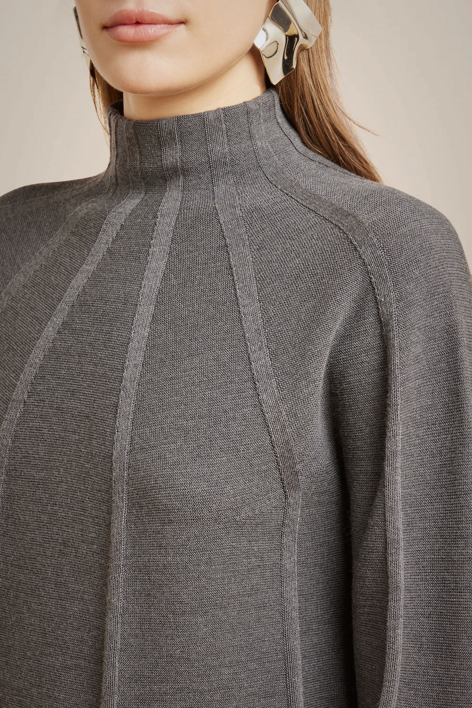 MERINO WOOL TURTLENECK SWEATER