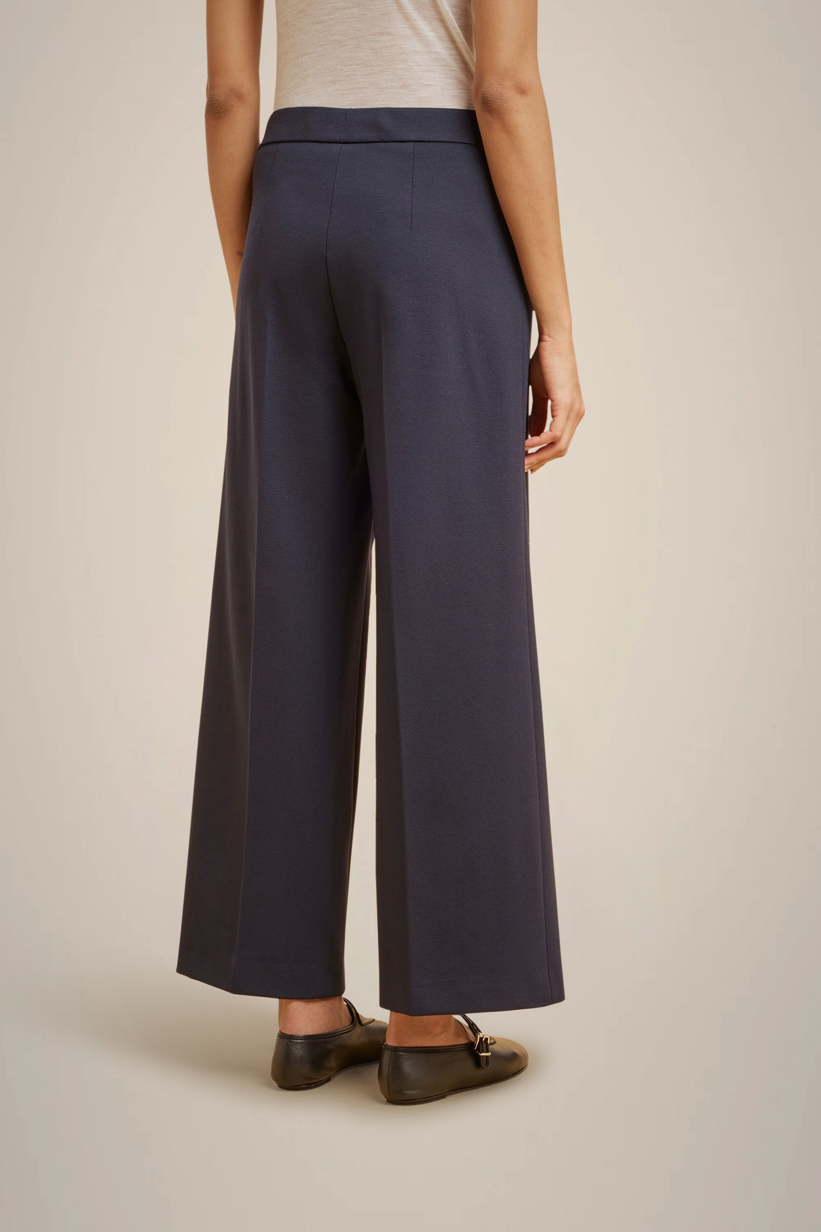 PANTALON CROPPED ÉVASÉ