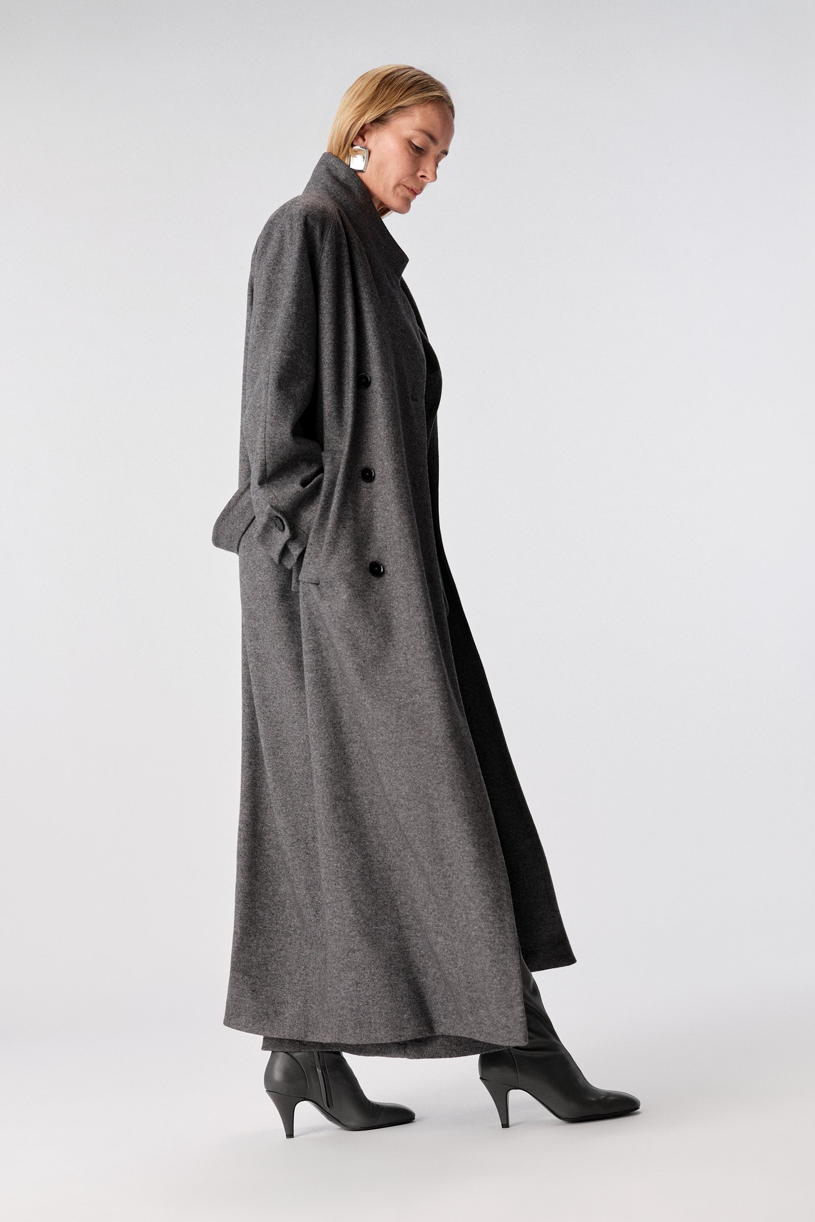 CASHMERE CLOTH COAT