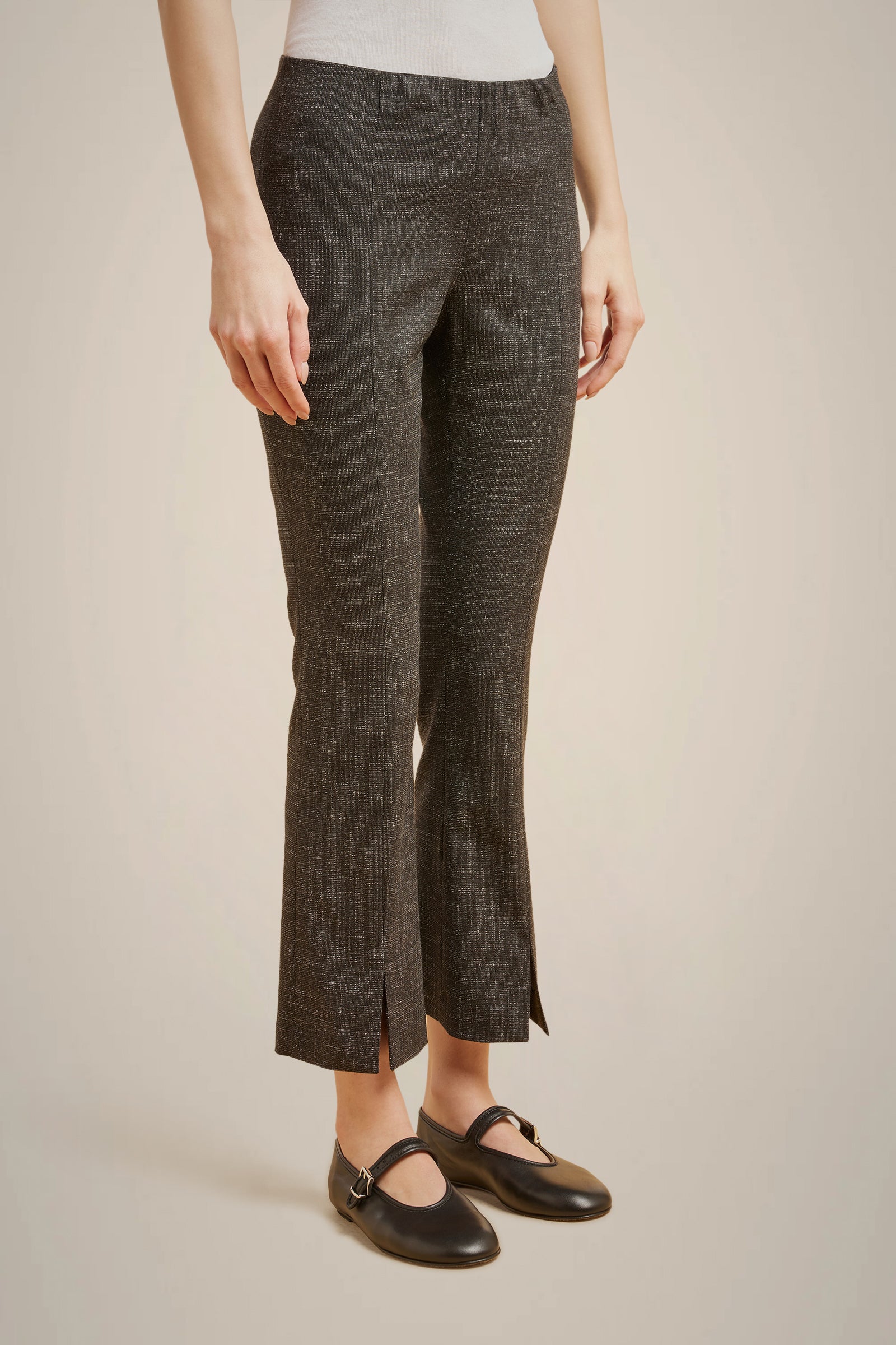 TRUMPET TROUSERS WITH SLIT