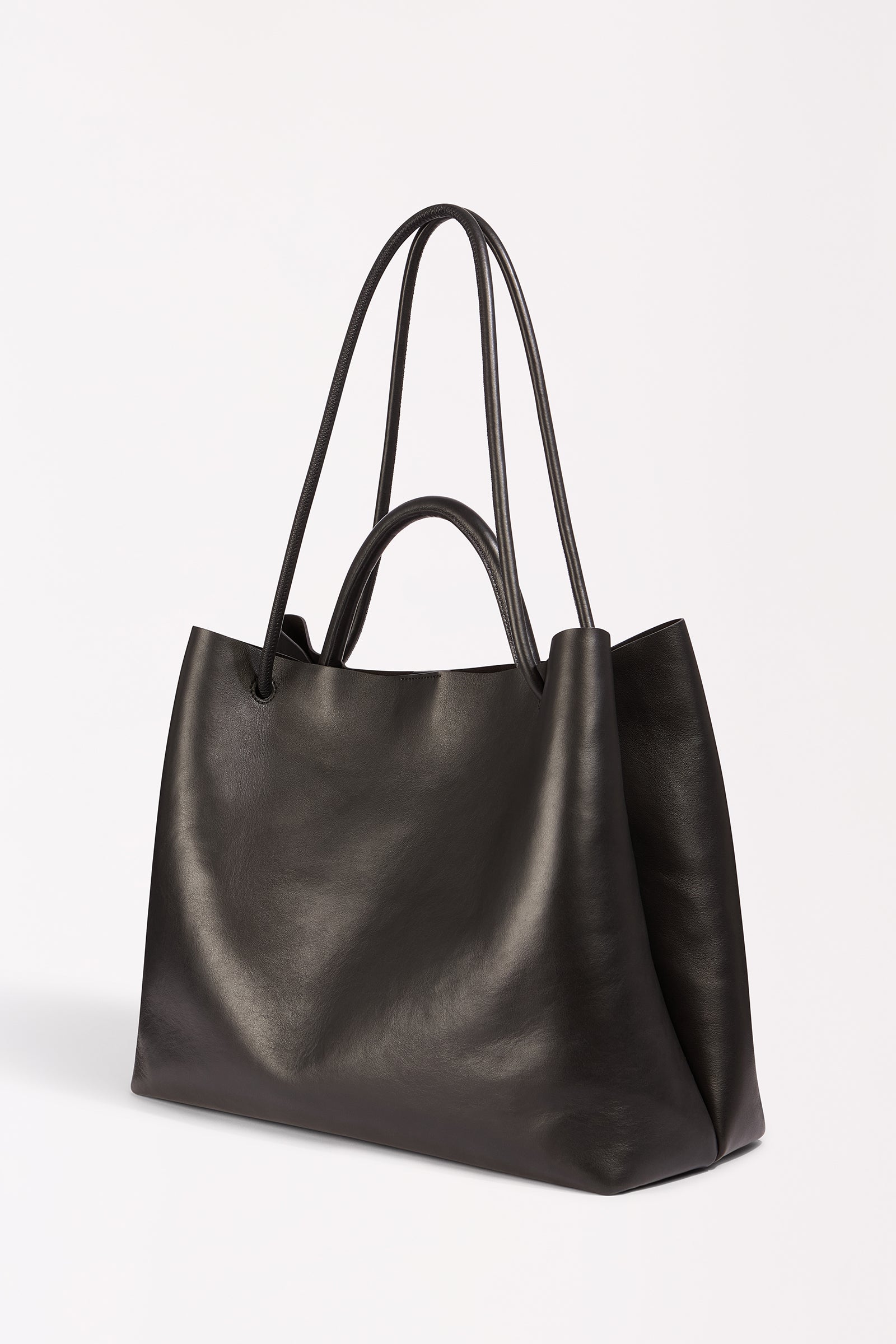 CLADIA LARGE TOTE