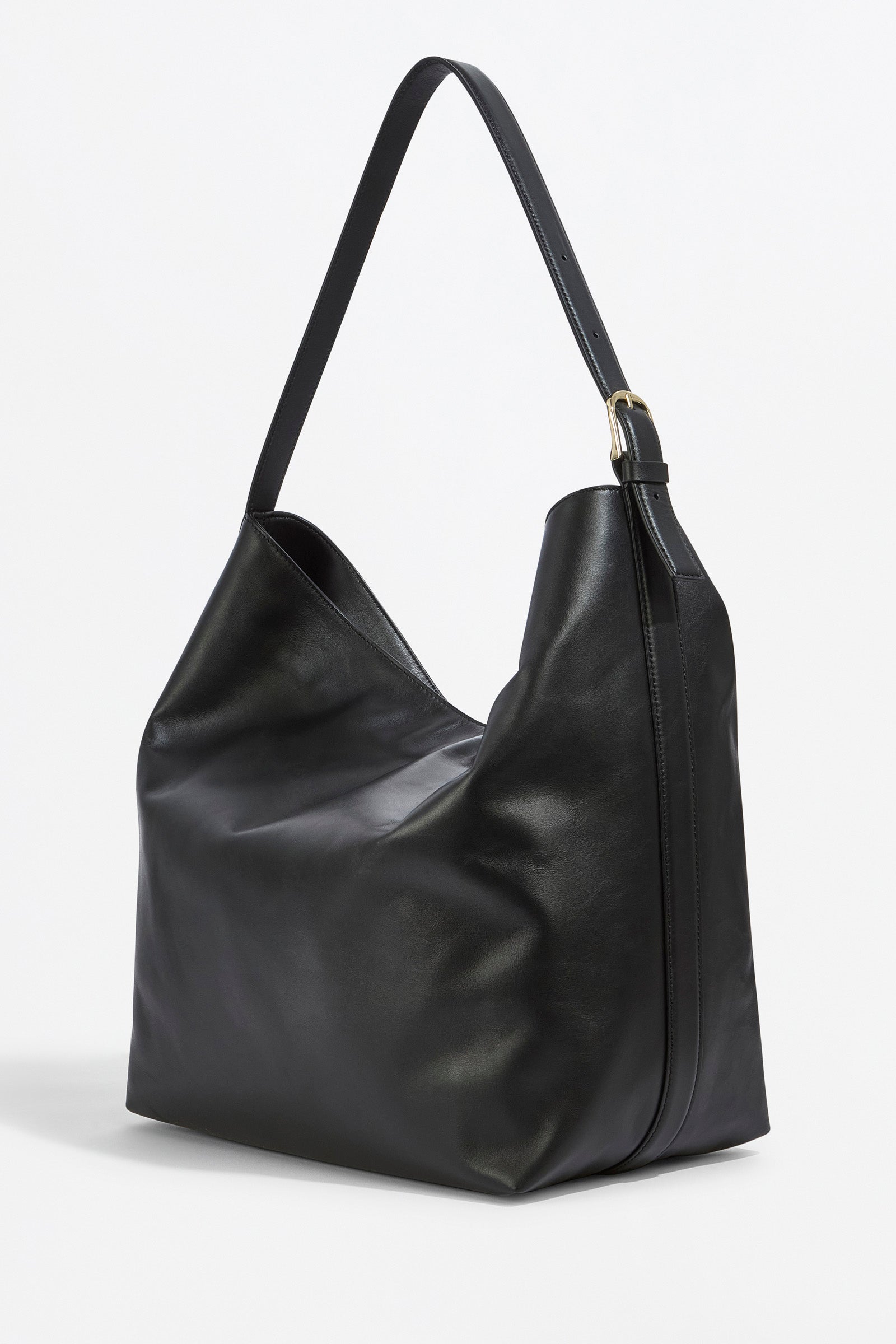 SMOOTH CALFSKIN SHOULDER BAG