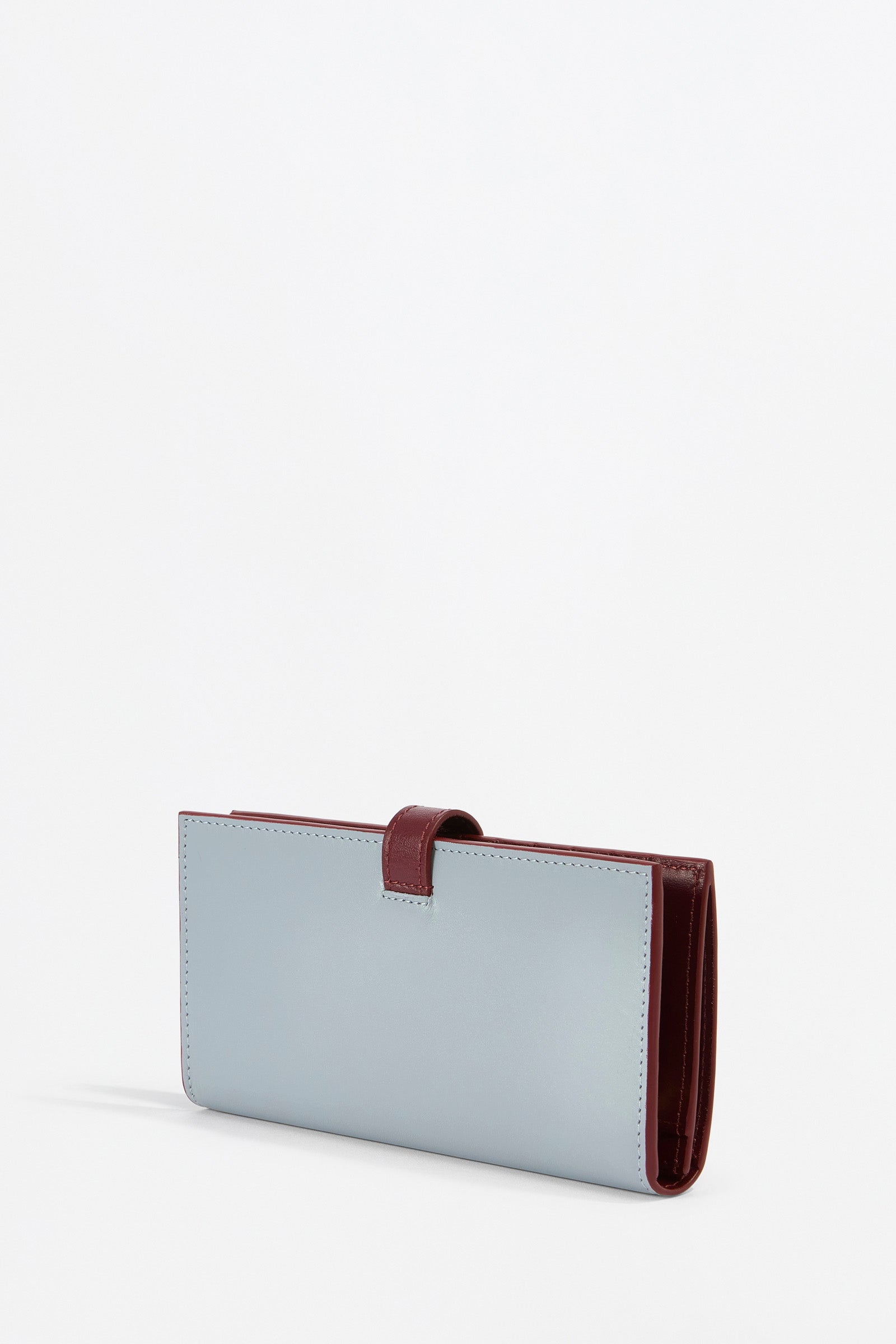 STRAP BUTTON WALLET