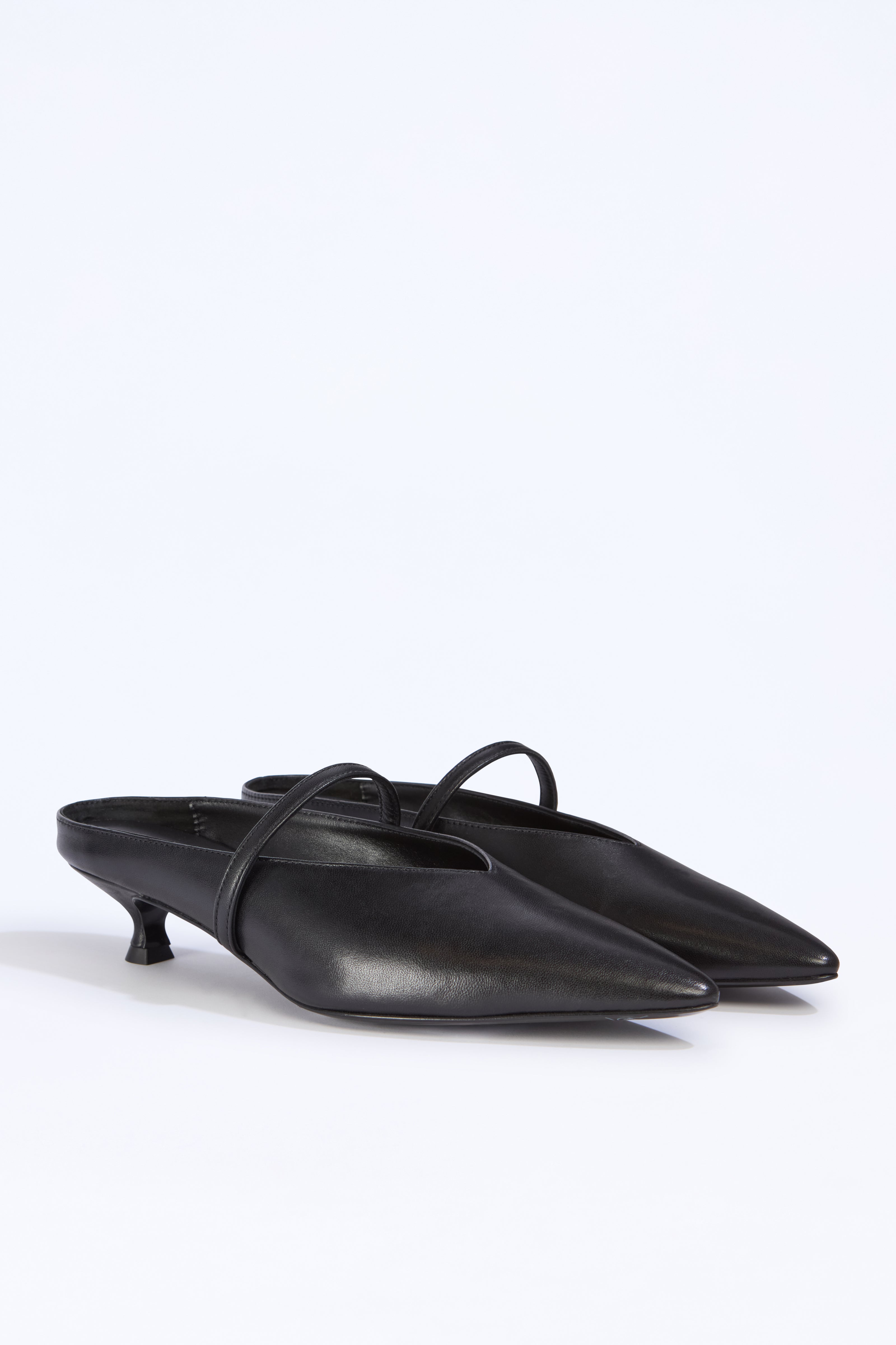 MULES GILDA