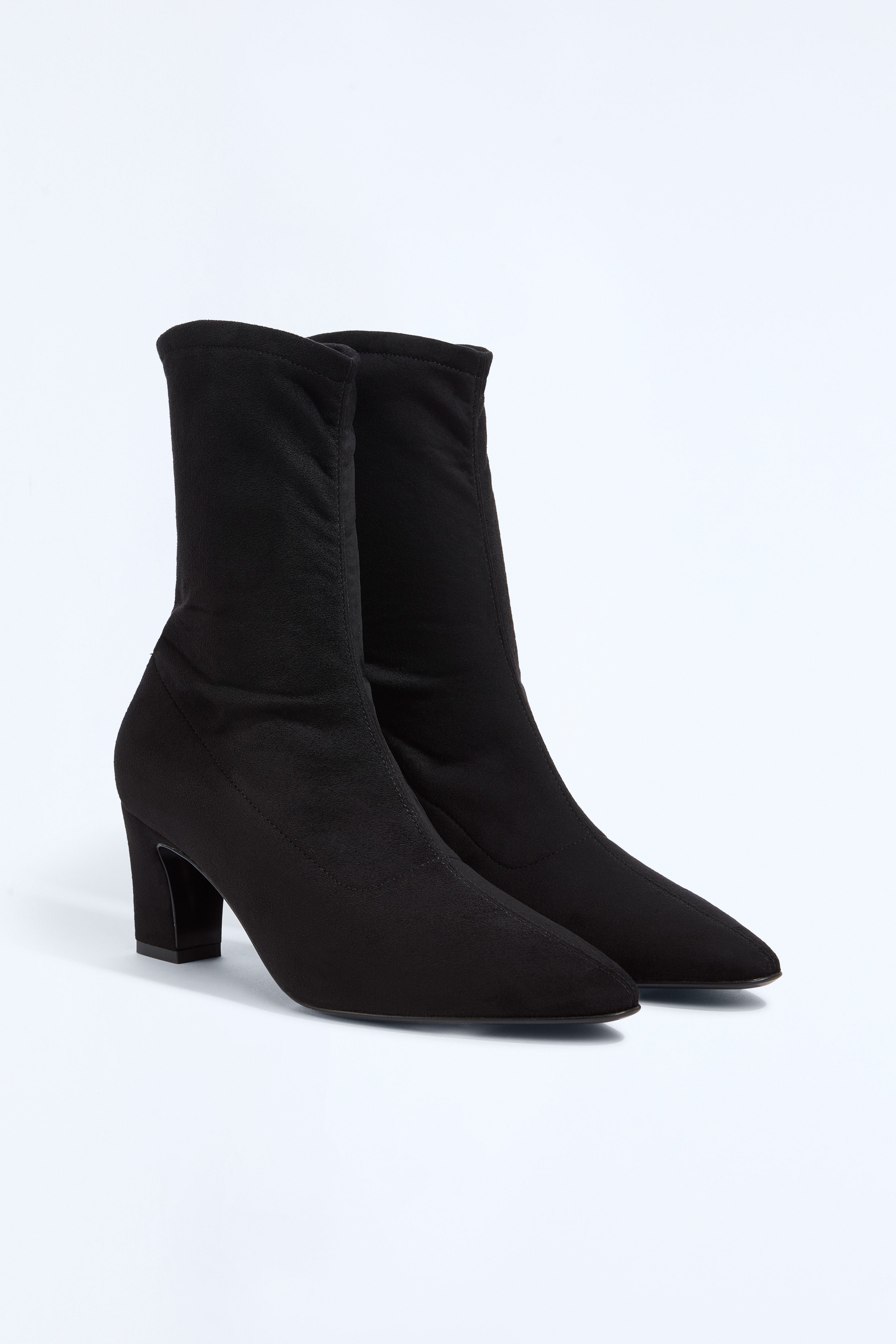 ELLIE ANKLE BOOTS