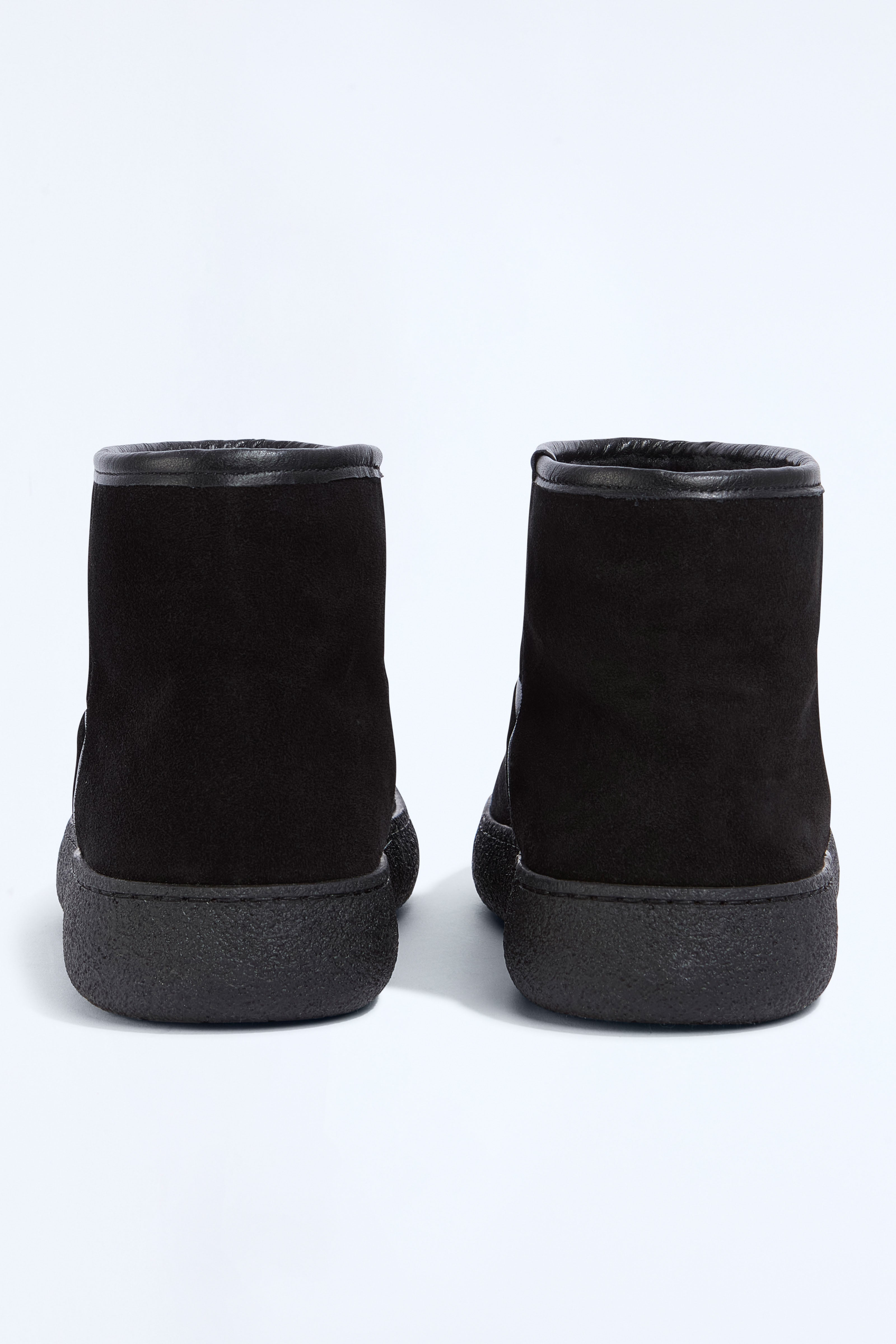 MELANIE BOOTS
