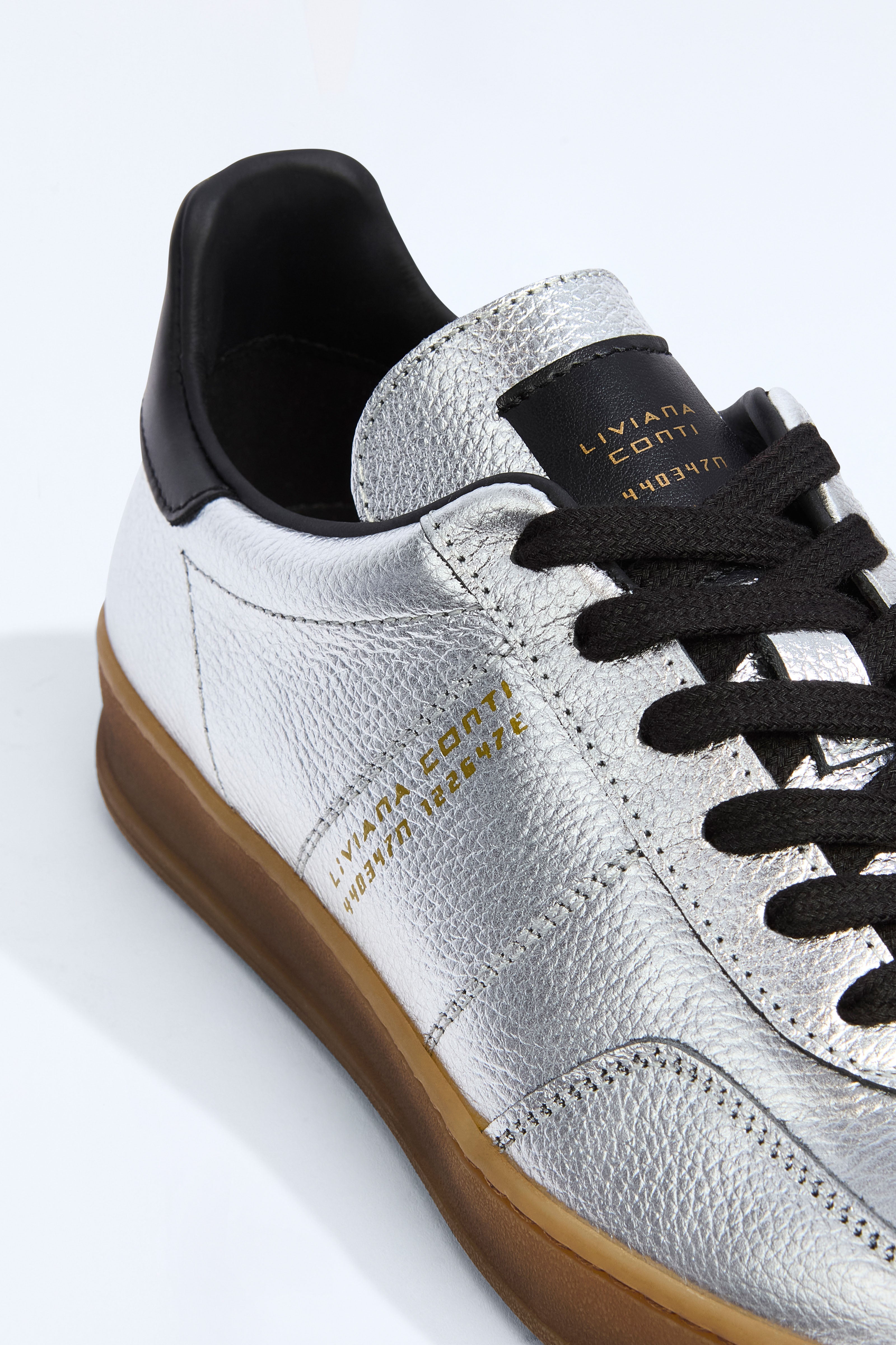 DELIA SNEAKERS