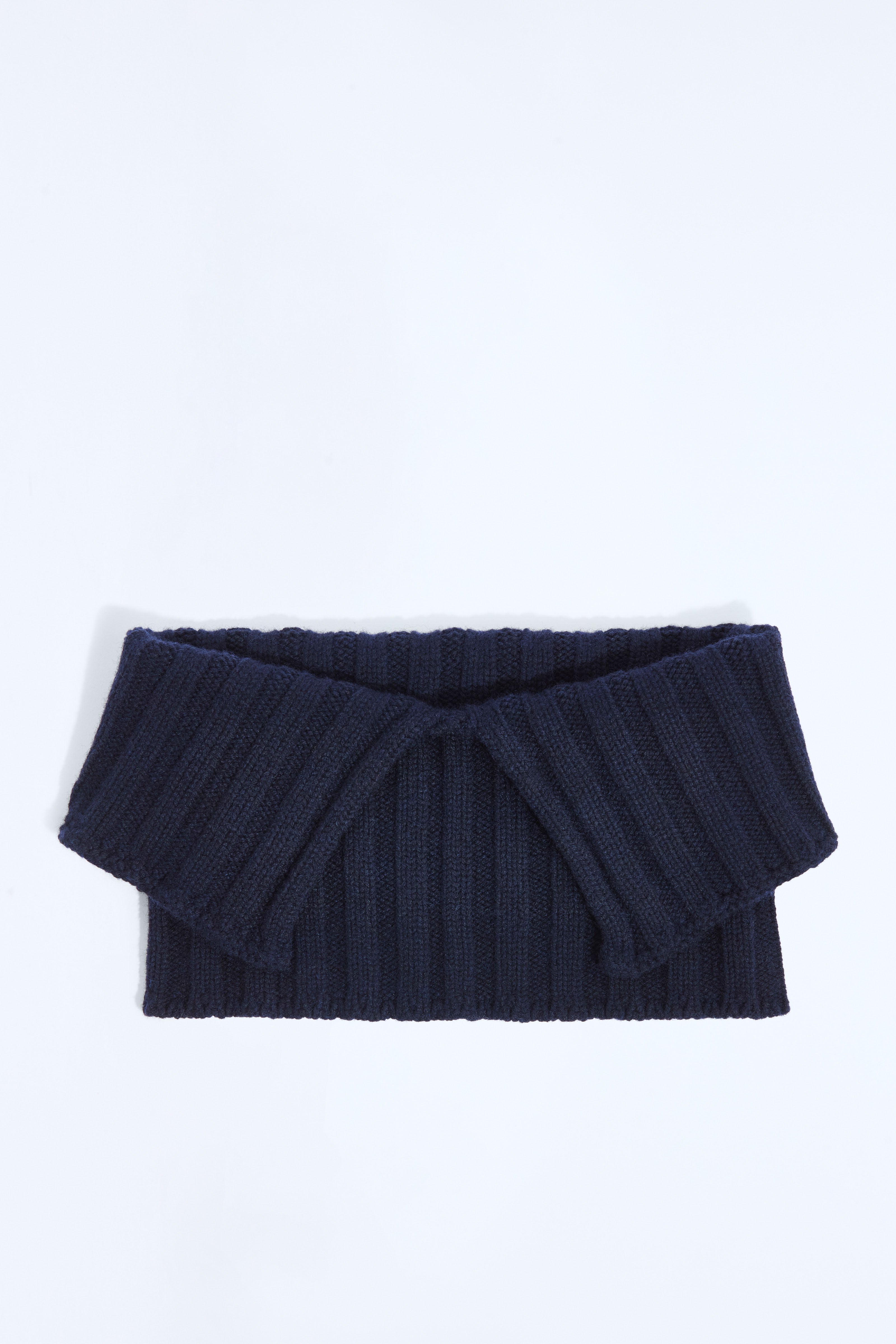 MARION COLLAR