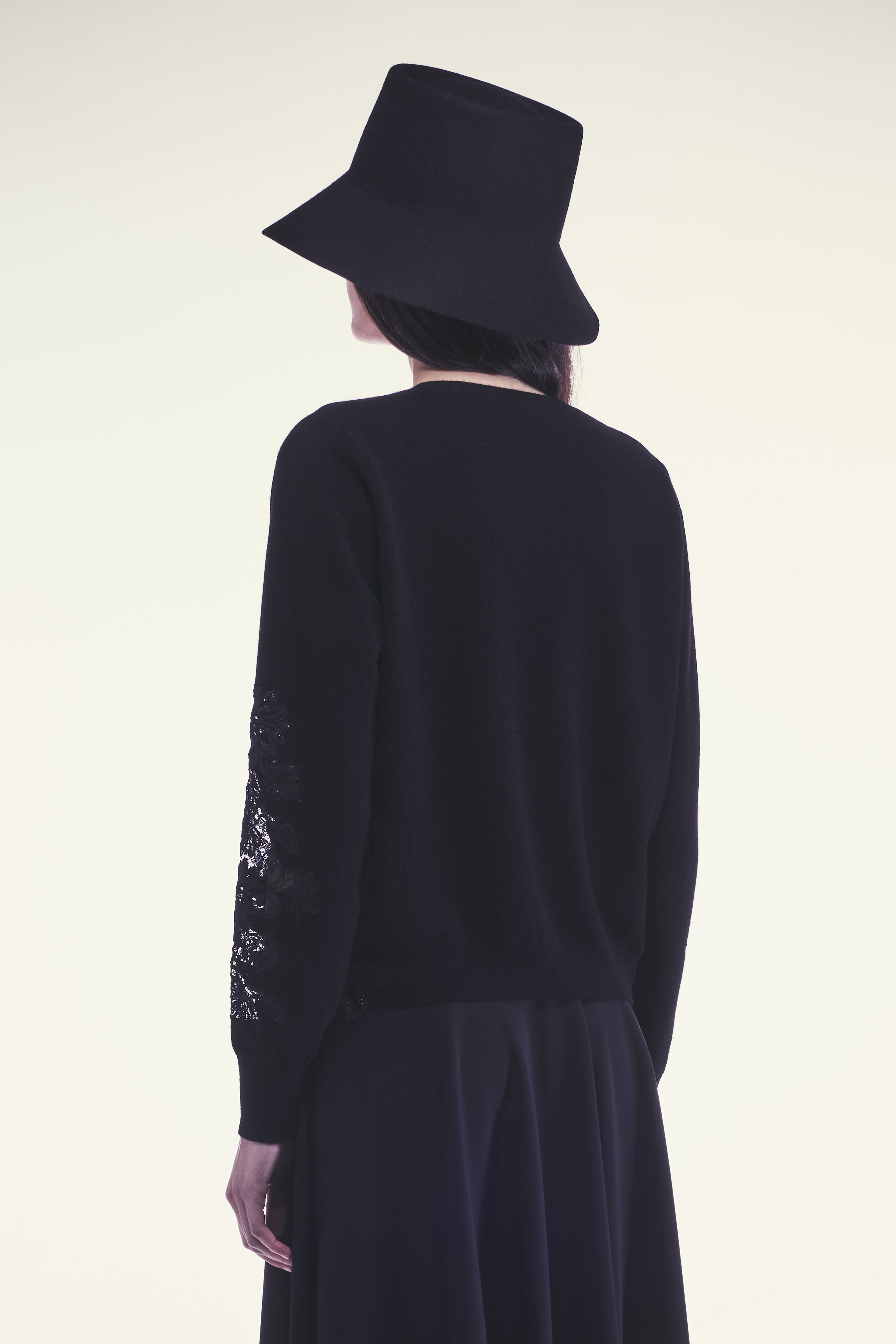 FAITH KNITWEAR
