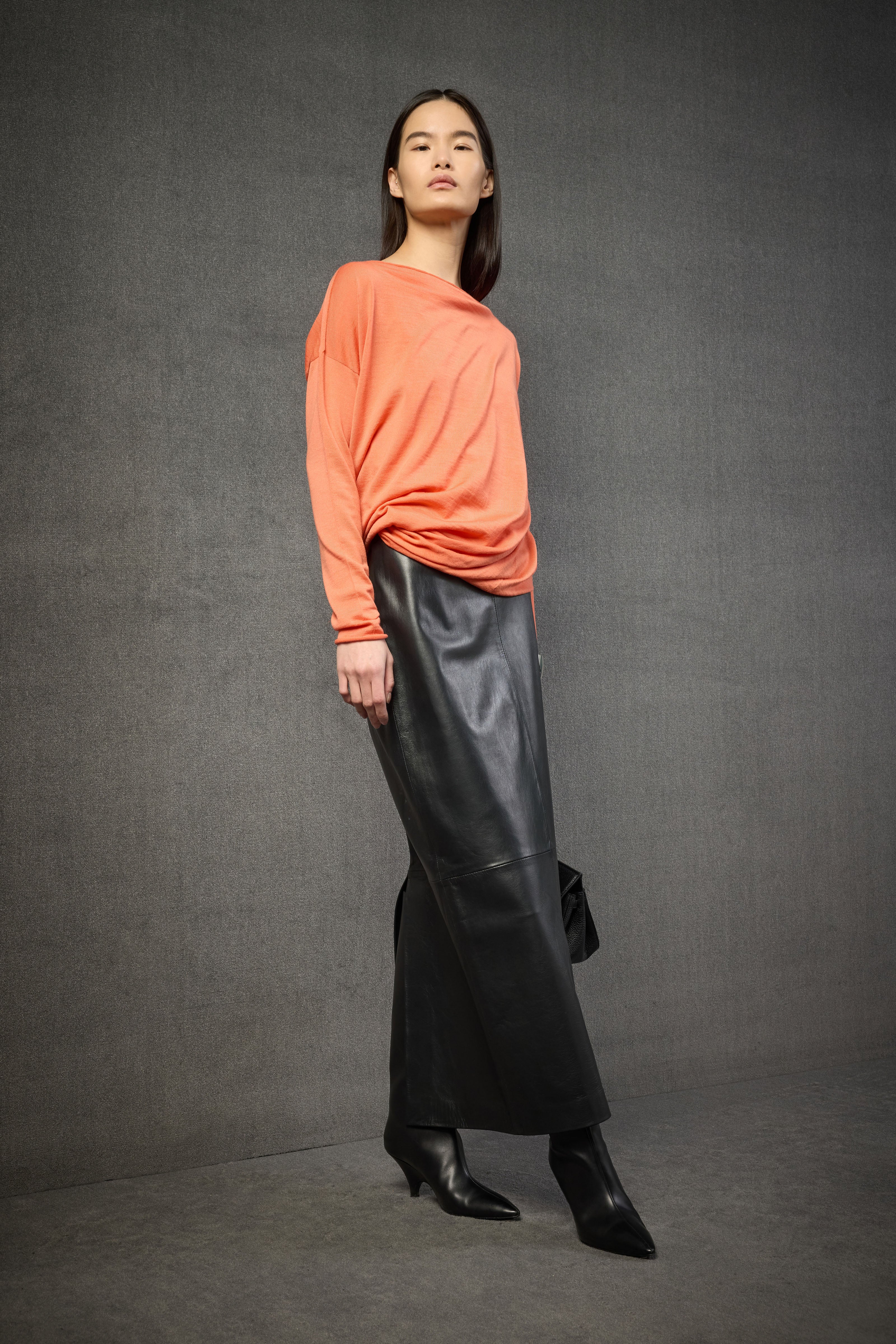 AILA SWEATER